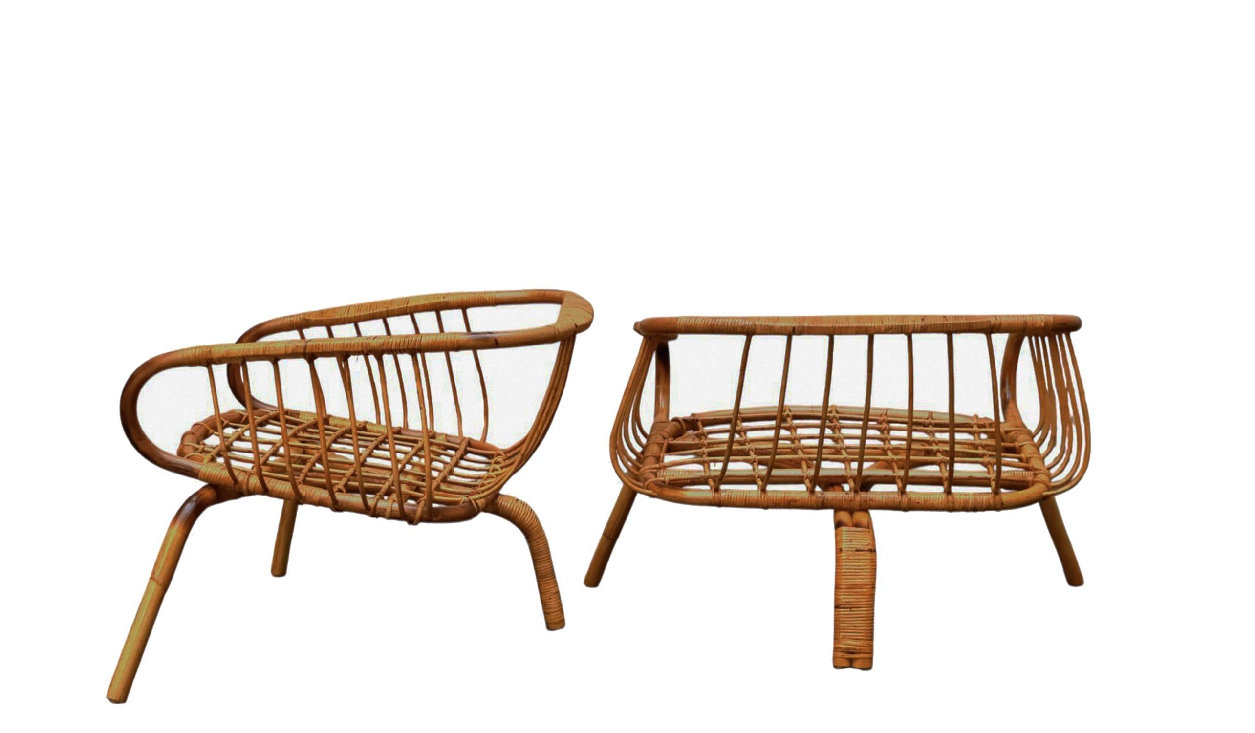 Metà XX secolo Coppia di Larghe Poltrone in Bambu' e Rattan, Italia 1960s in vendita
