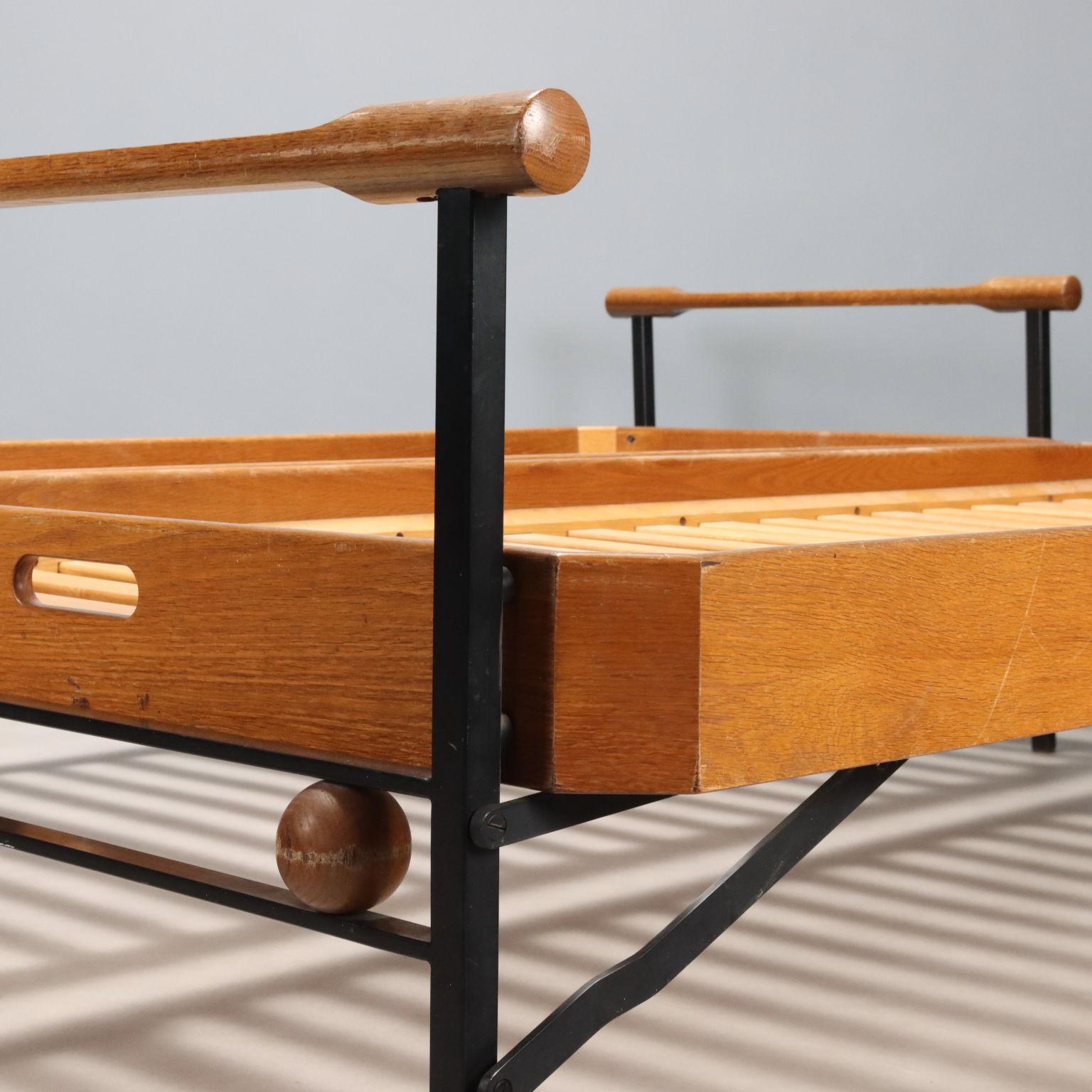 Paire de lits 'L75' par Osvaldo Borsani pour Tecno 1960s-70s en vente 1