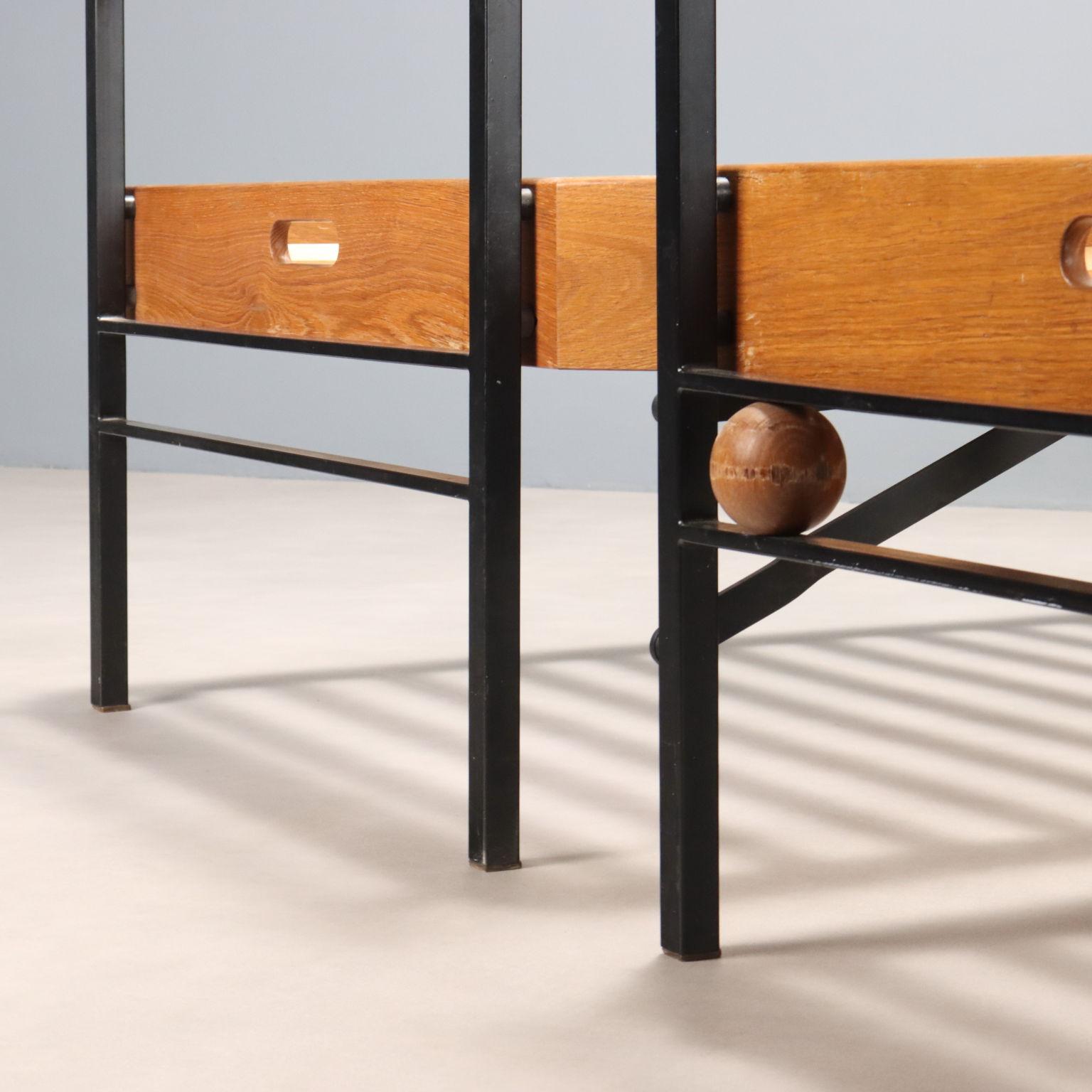 Paire de lits 'L75' par Osvaldo Borsani pour Tecno 1960s-70s en vente 2