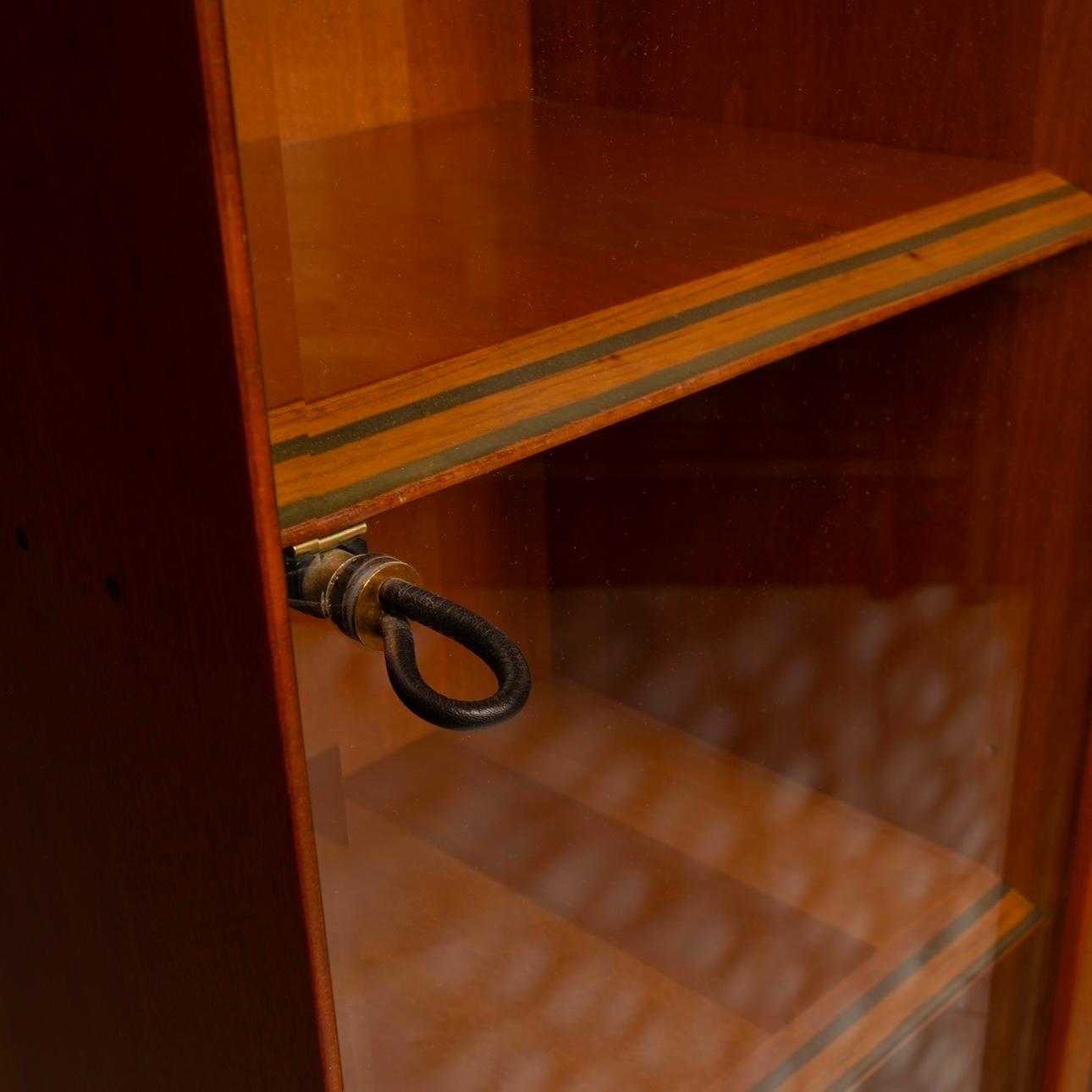Pair of Artona Bookcases by Afra and Tobia Scarpa for Maxalto Italy 1970 in vendita 4