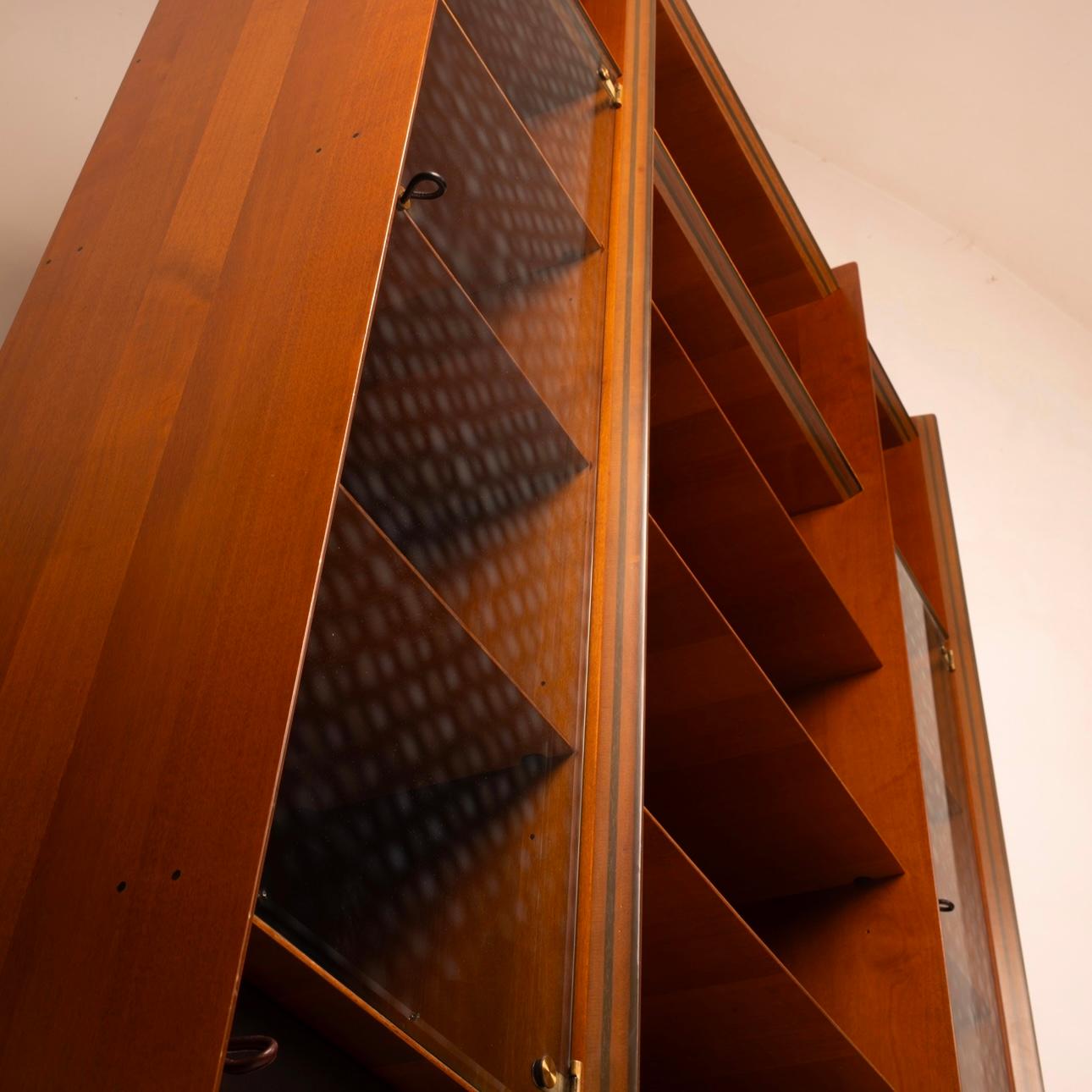 Pair of Artona Bookcases by Afra and Tobia Scarpa for Maxalto Italy 1970 in vendita 2