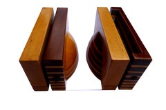 Coppia di maniglie attribuite a Tobia Scarpa