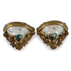 Paar italienische Barockregale aus vergoldetem Holz und Majolika aus dem 19. Jahrhundert 1700