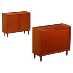 Coppia di Mobili Anni 60 in teak con ante scorrevoli