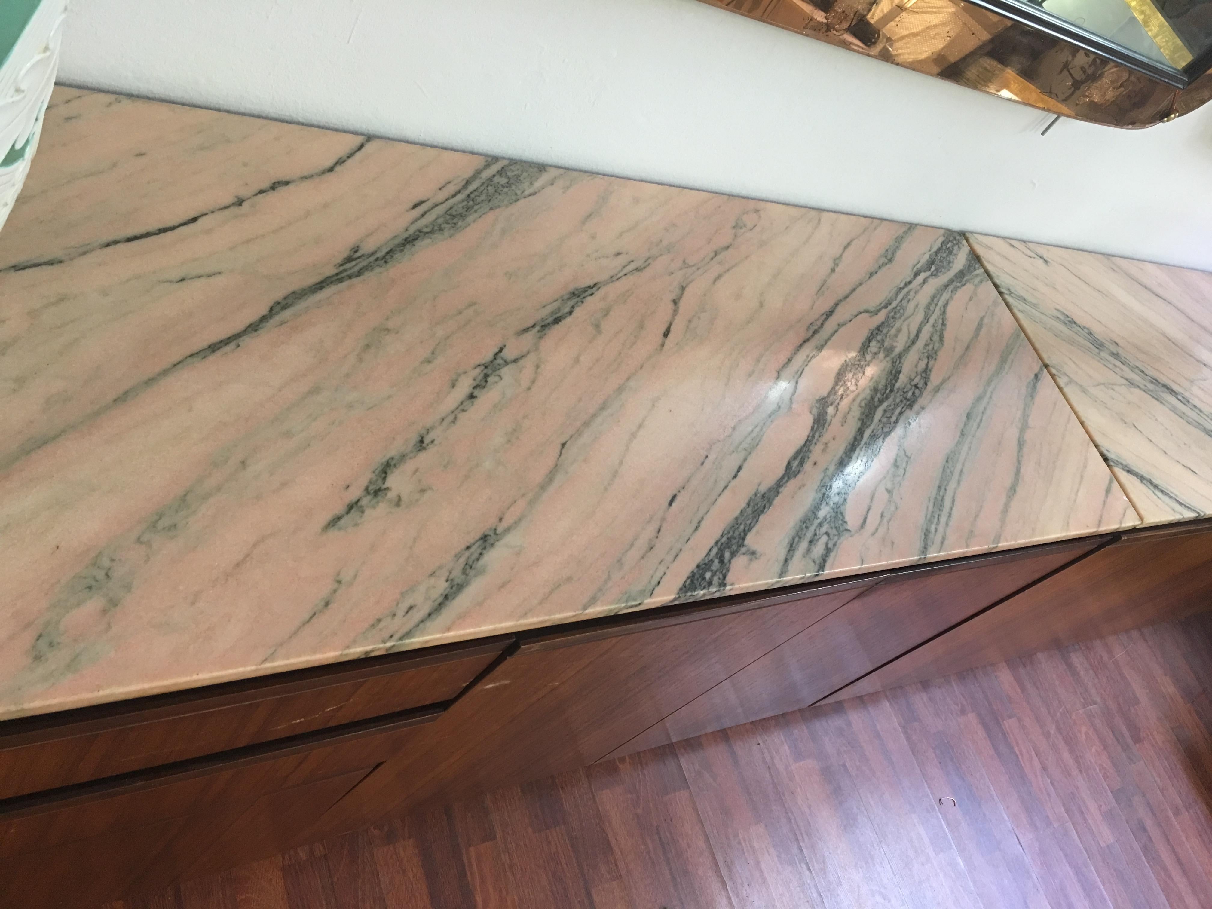 Pair of Salon Furniture in Exotic Essences and Pink Marble - Italy - 1980s In Good Condition For Sale In Milano, IT