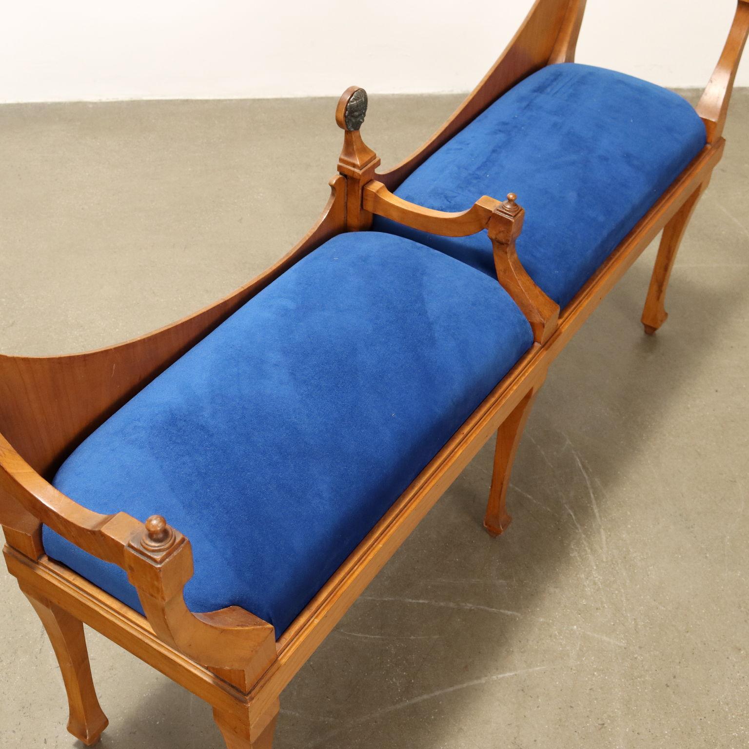 Paar Biedermeier Bänke Österreich Erste Hälfte 20. Jahrhundert (Austrian) im Angebot