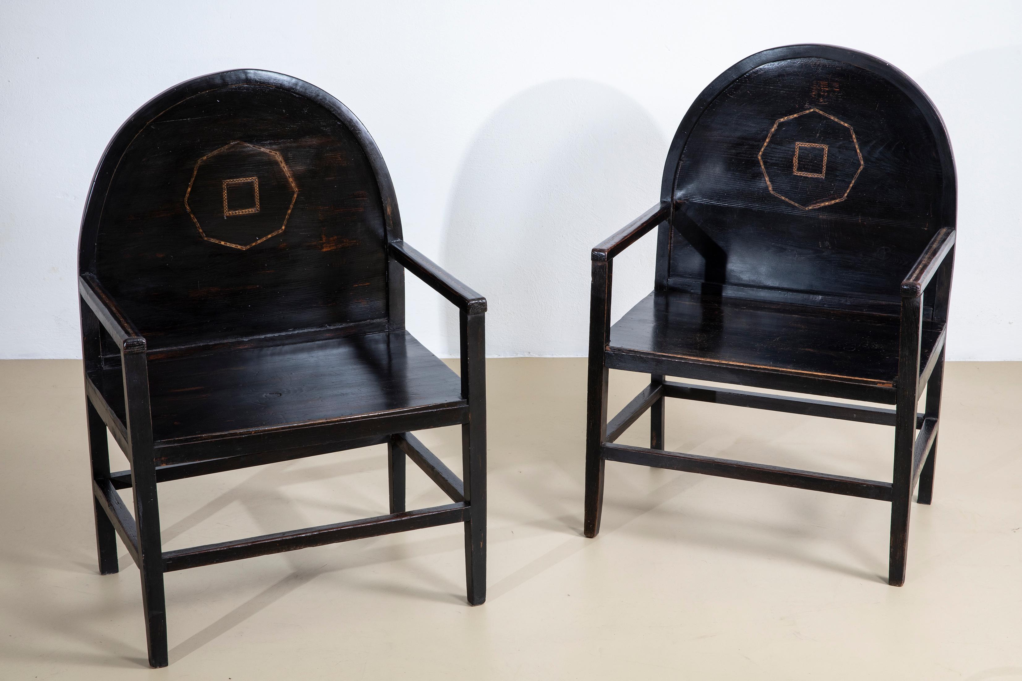Ébénisé Paire de fauteuils de chambre des années 1920, fabrication italienne en vente