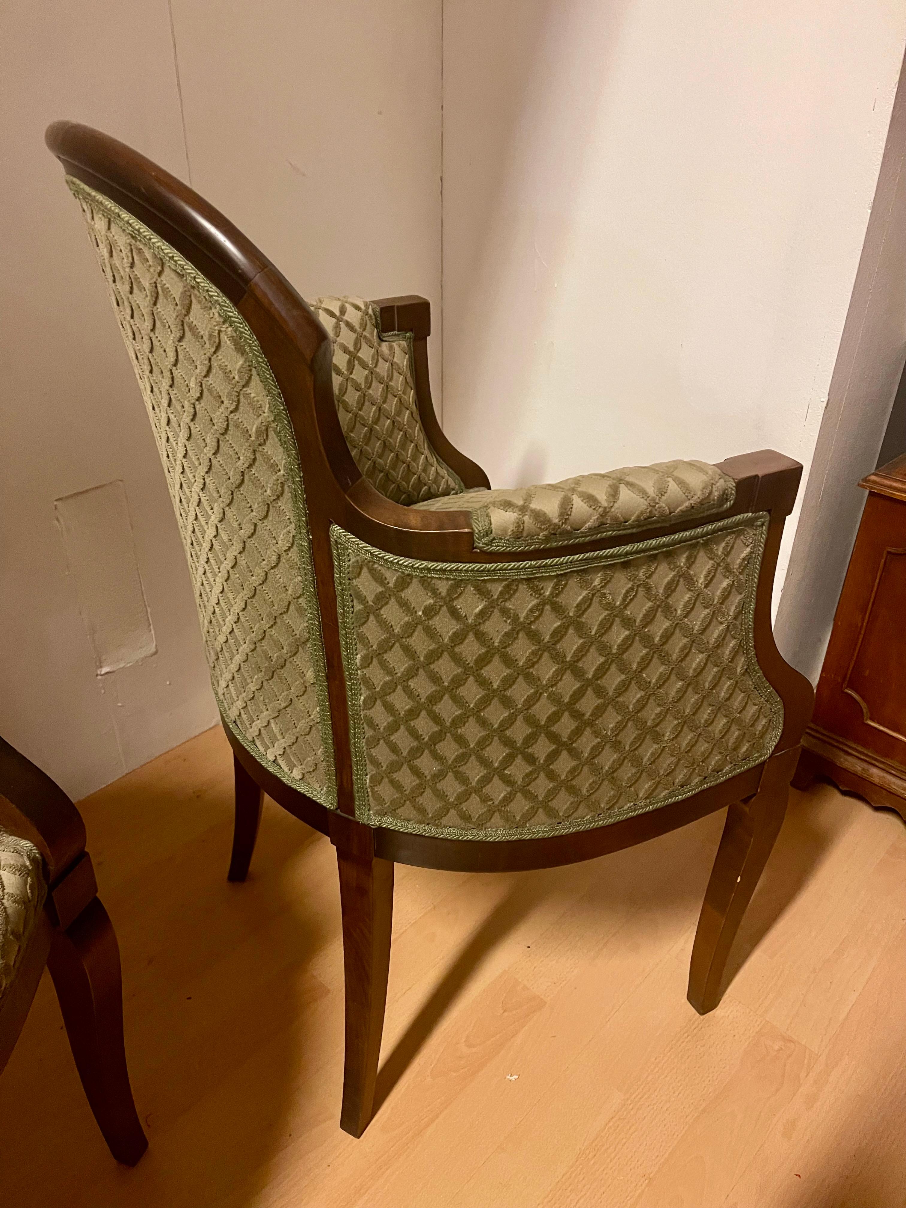 Paar elegante Sessel im klassischen Louis Philippe-Stil im Zustand „Gut“ im Angebot in Cantù, IT