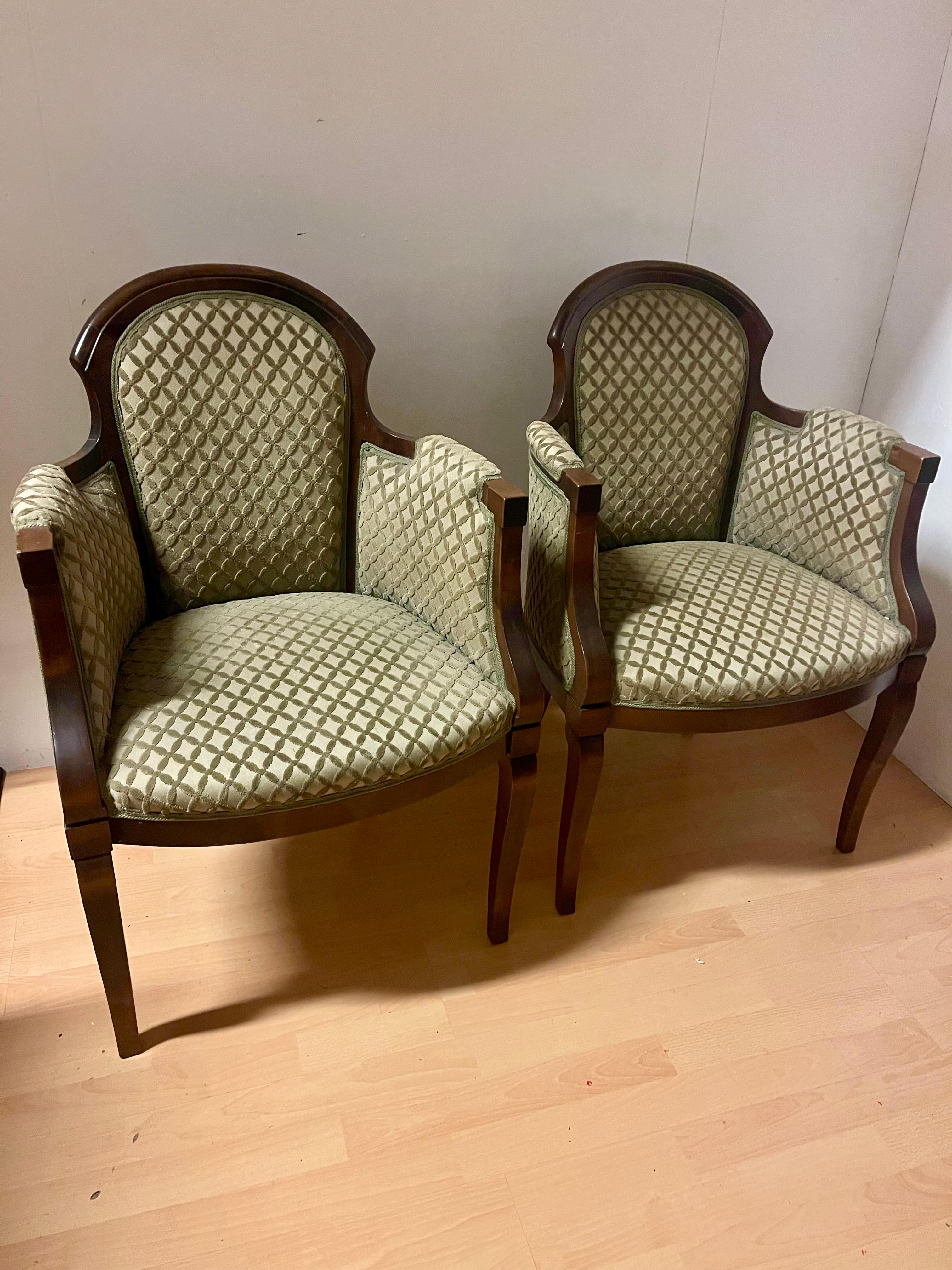 Paar elegante Sessel im klassischen Louis Philippe-Stil im Angebot 1