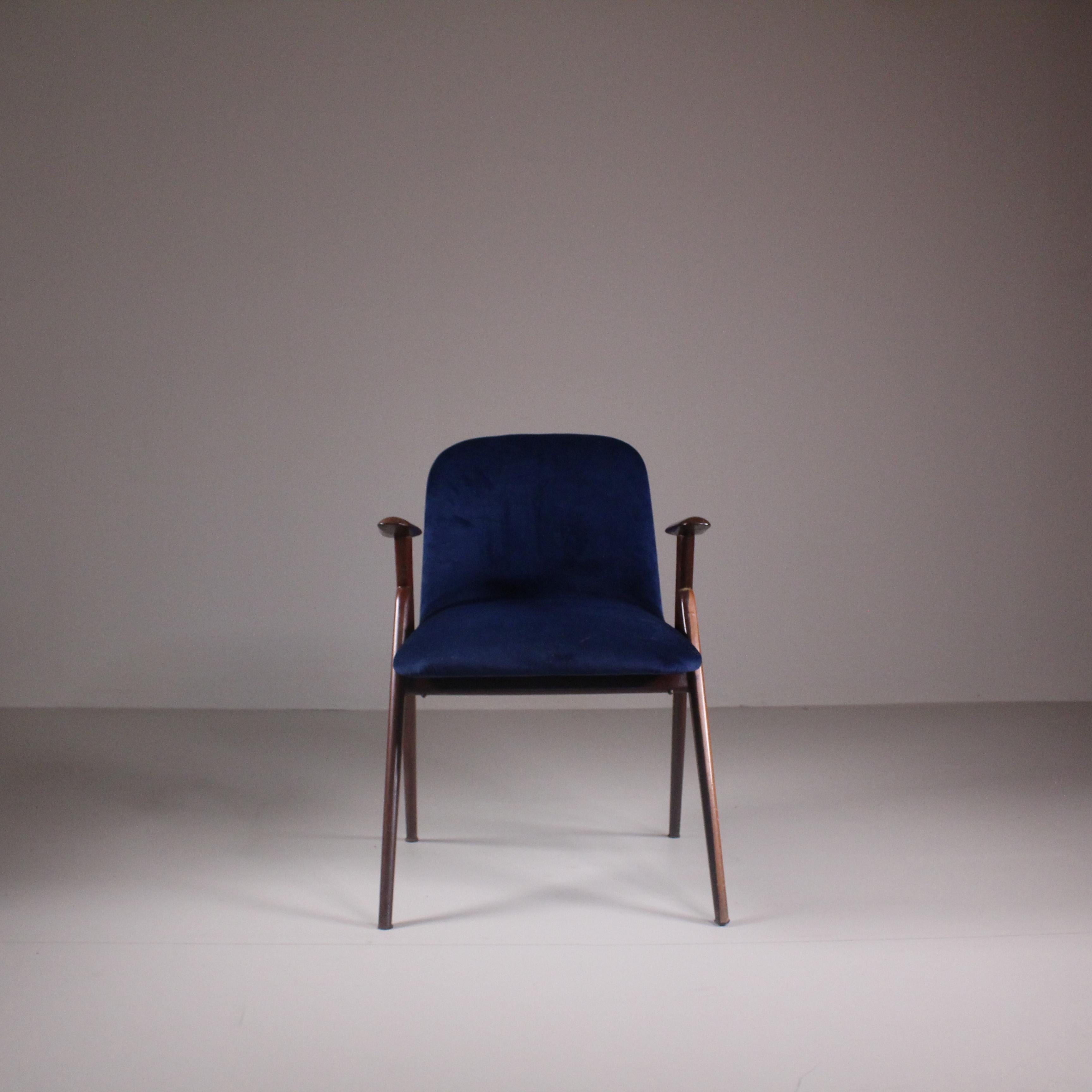 Paire de fauteuils en velours bleu, 1965 en vente 1