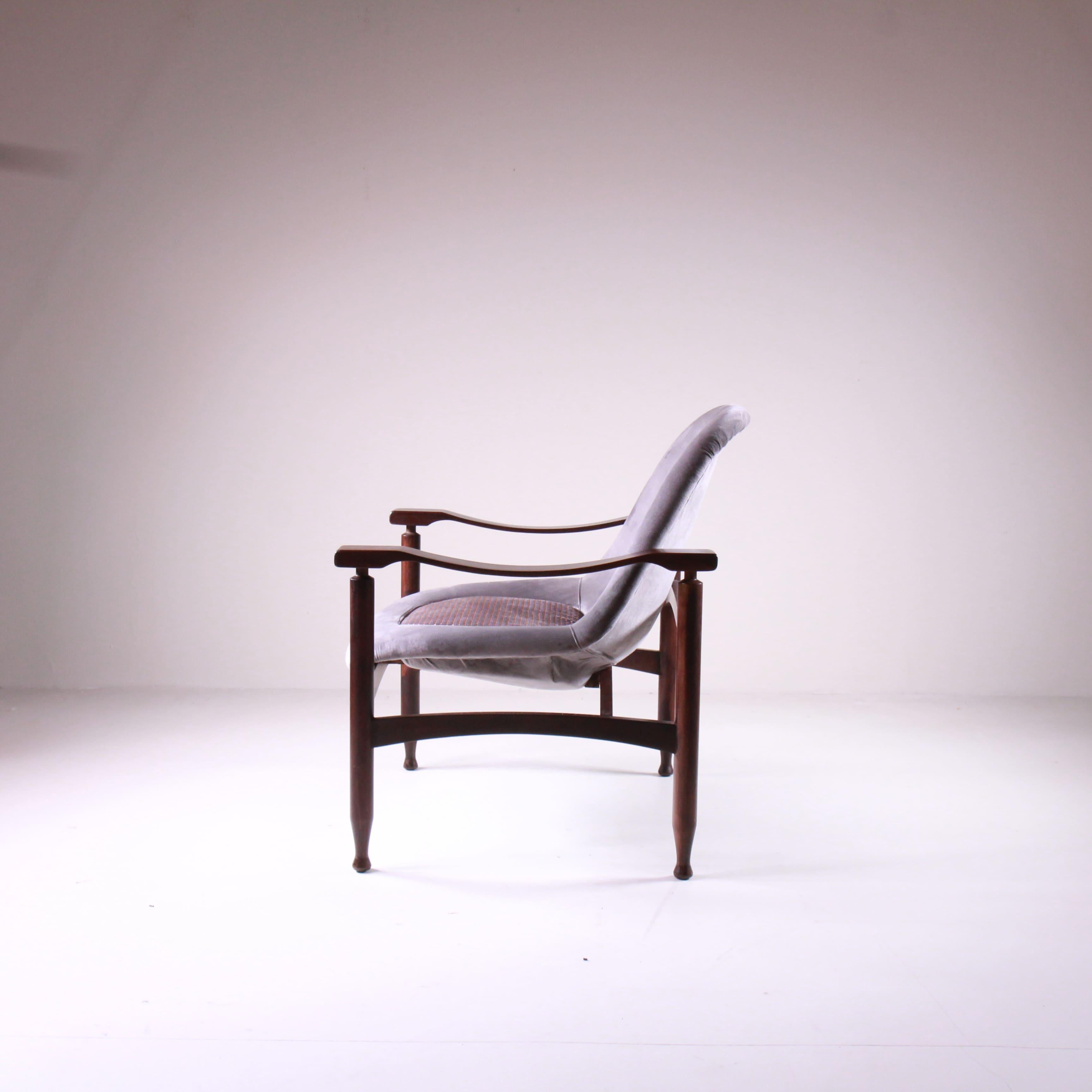 Velours Paire de fauteuils, fabrication scandinave, 1960 en vente