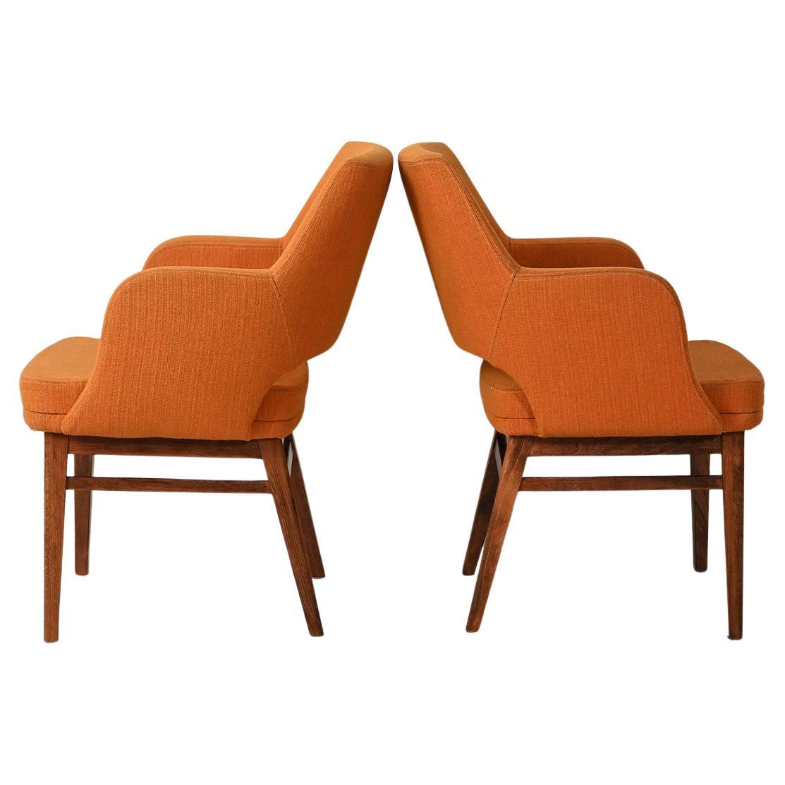 Coppia di poltroncine Oslosund di Kinnarps arancioni anni 
50