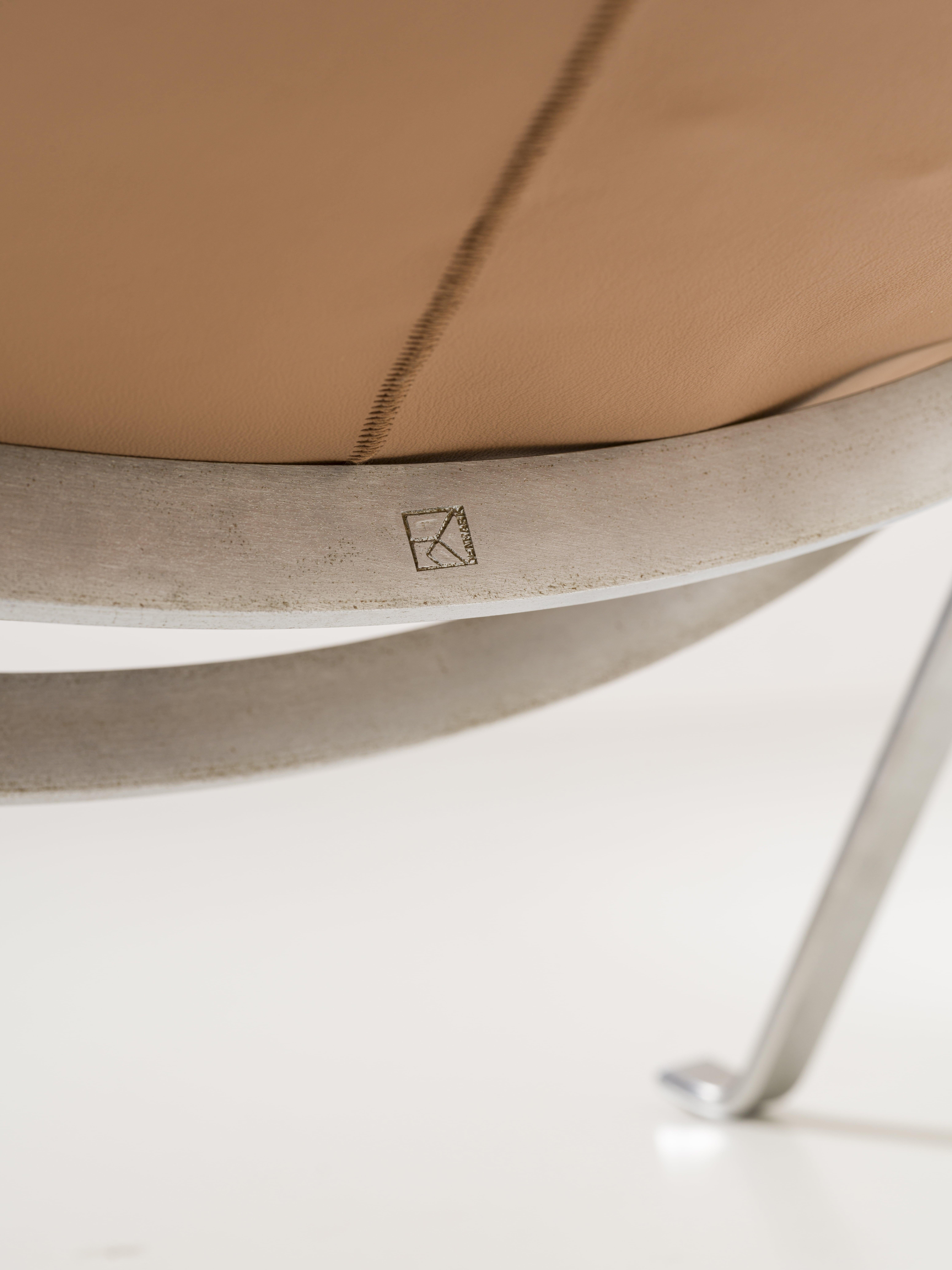 Pair of 1st edition PK22 cognac leather armchairs Poul Kjærholm for EKC, 70's 2