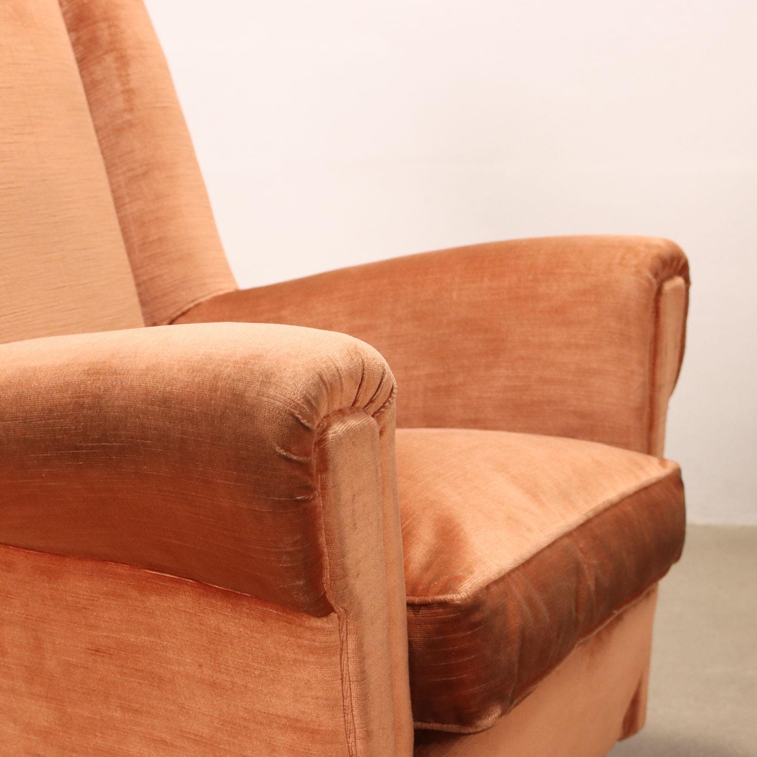 Pair of 1950s armchairs in orange velvet In Good Condition For Sale In Milano, IT