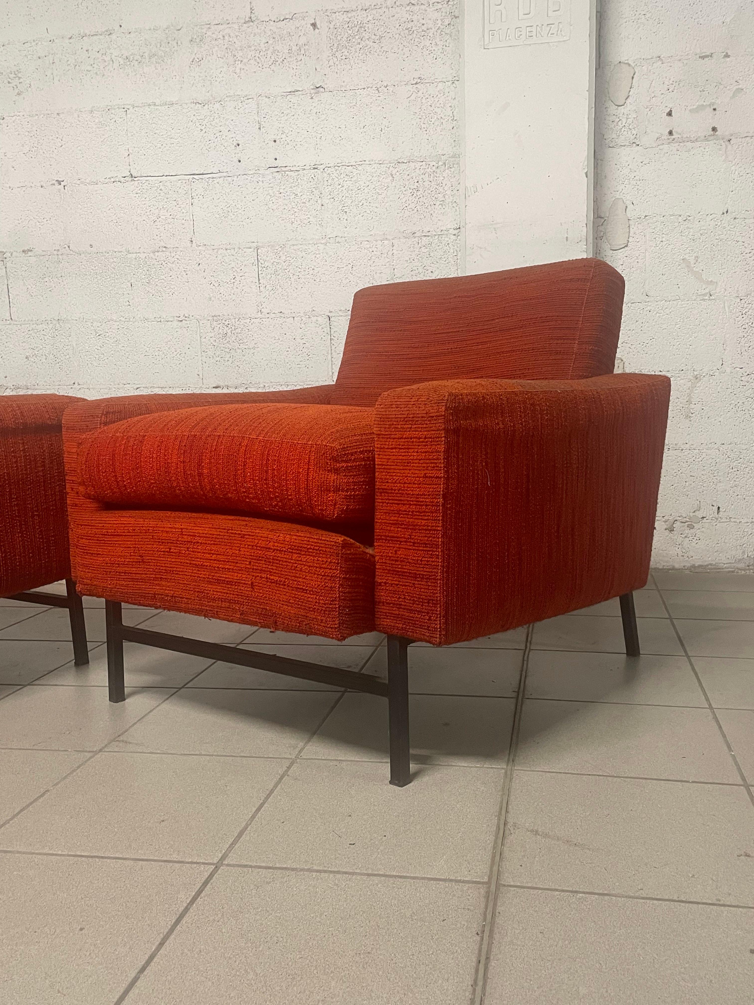 Pair of 1960s iron and fabric armchairs For Sale 4
