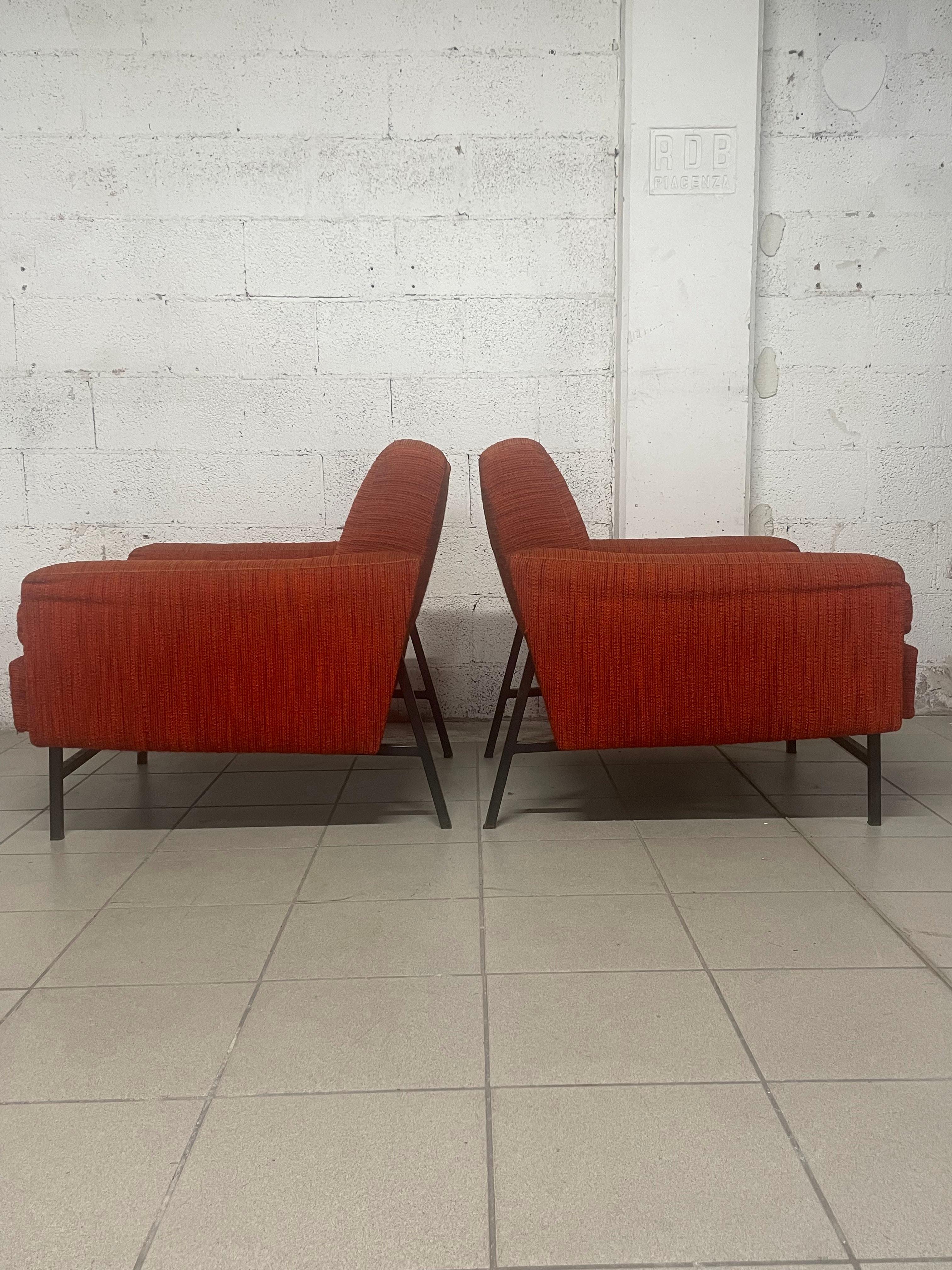 Pair of 1960s iron and fabric armchairs For Sale 5