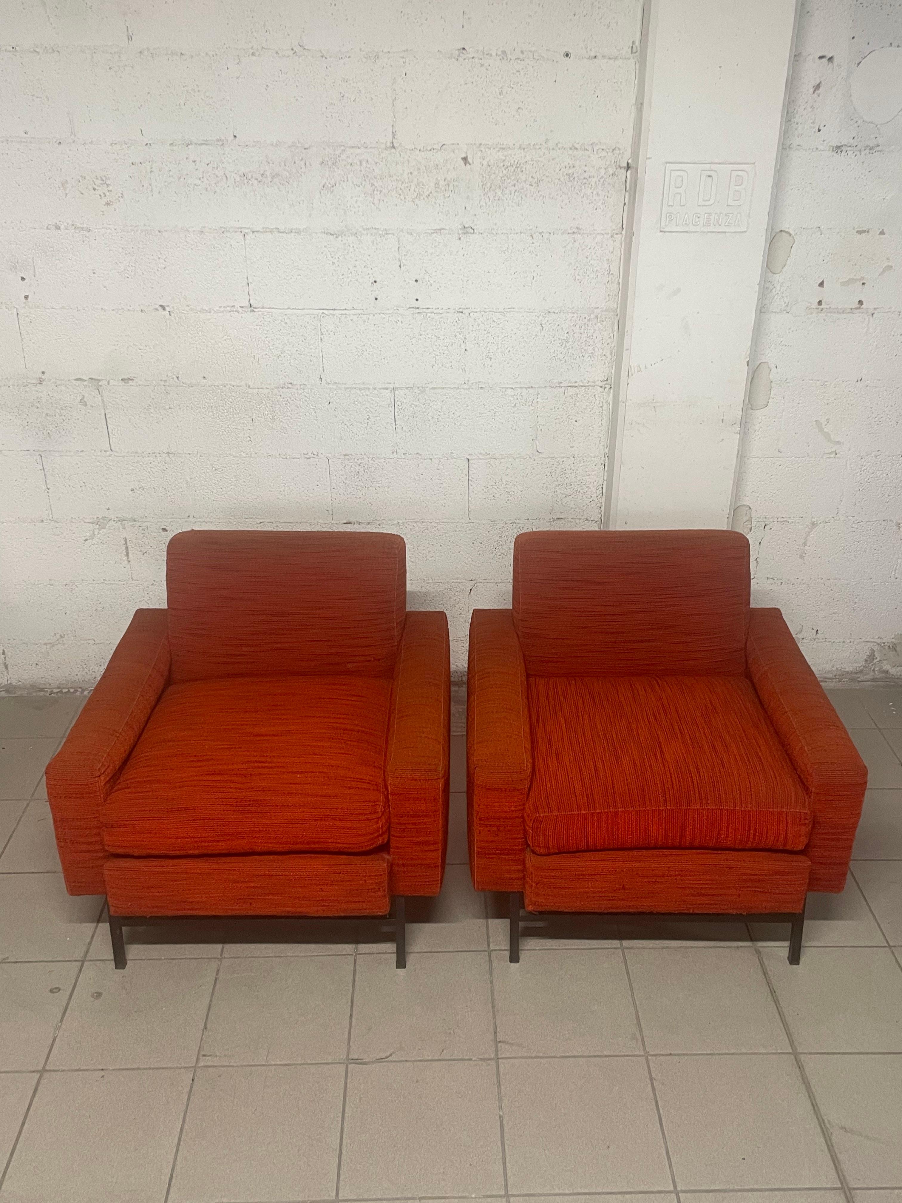 Paire de fauteuils en fer et tissu des années 1960 en vente 10