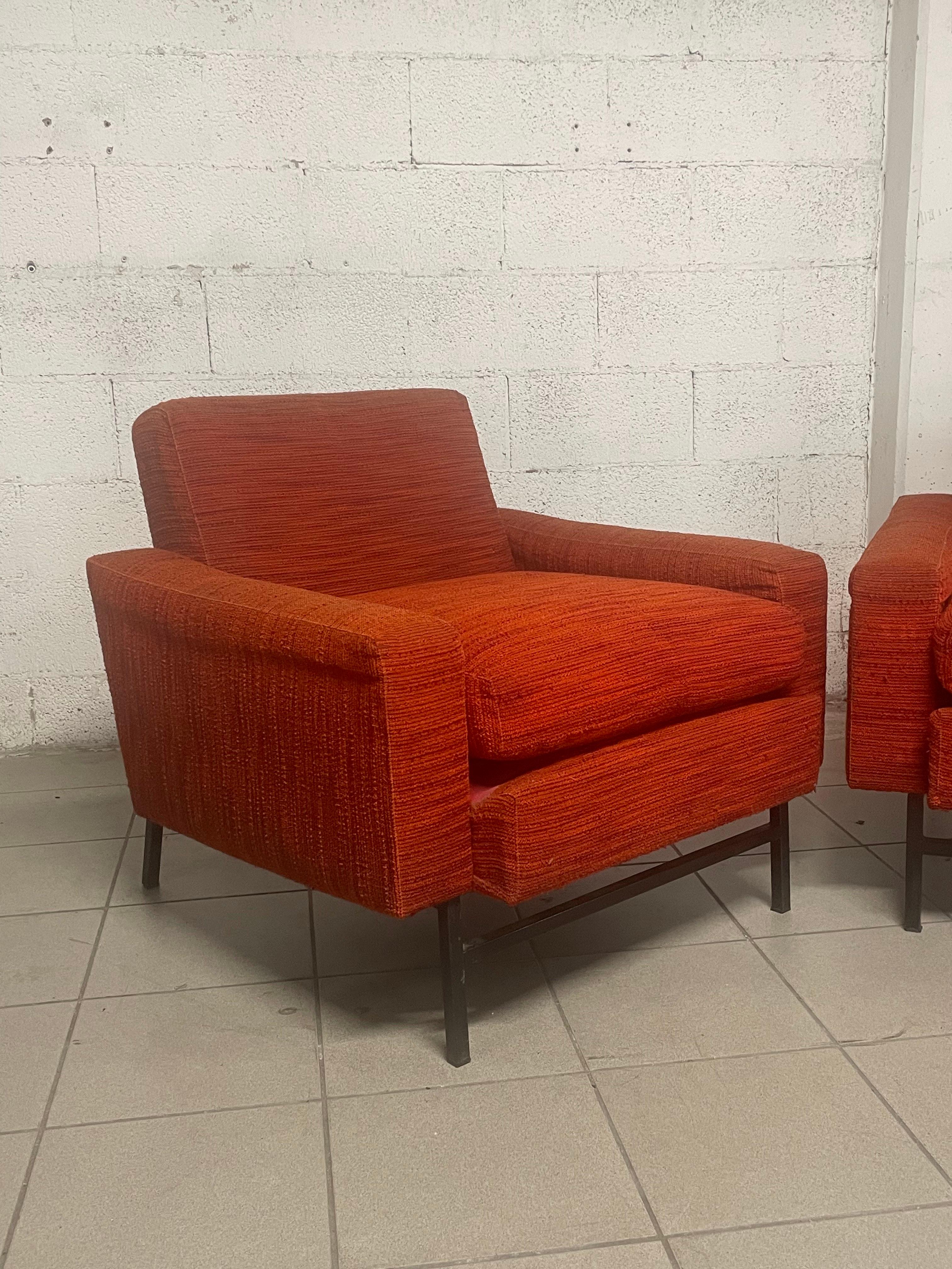 Italian Pair of 1960s iron and fabric armchairs For Sale