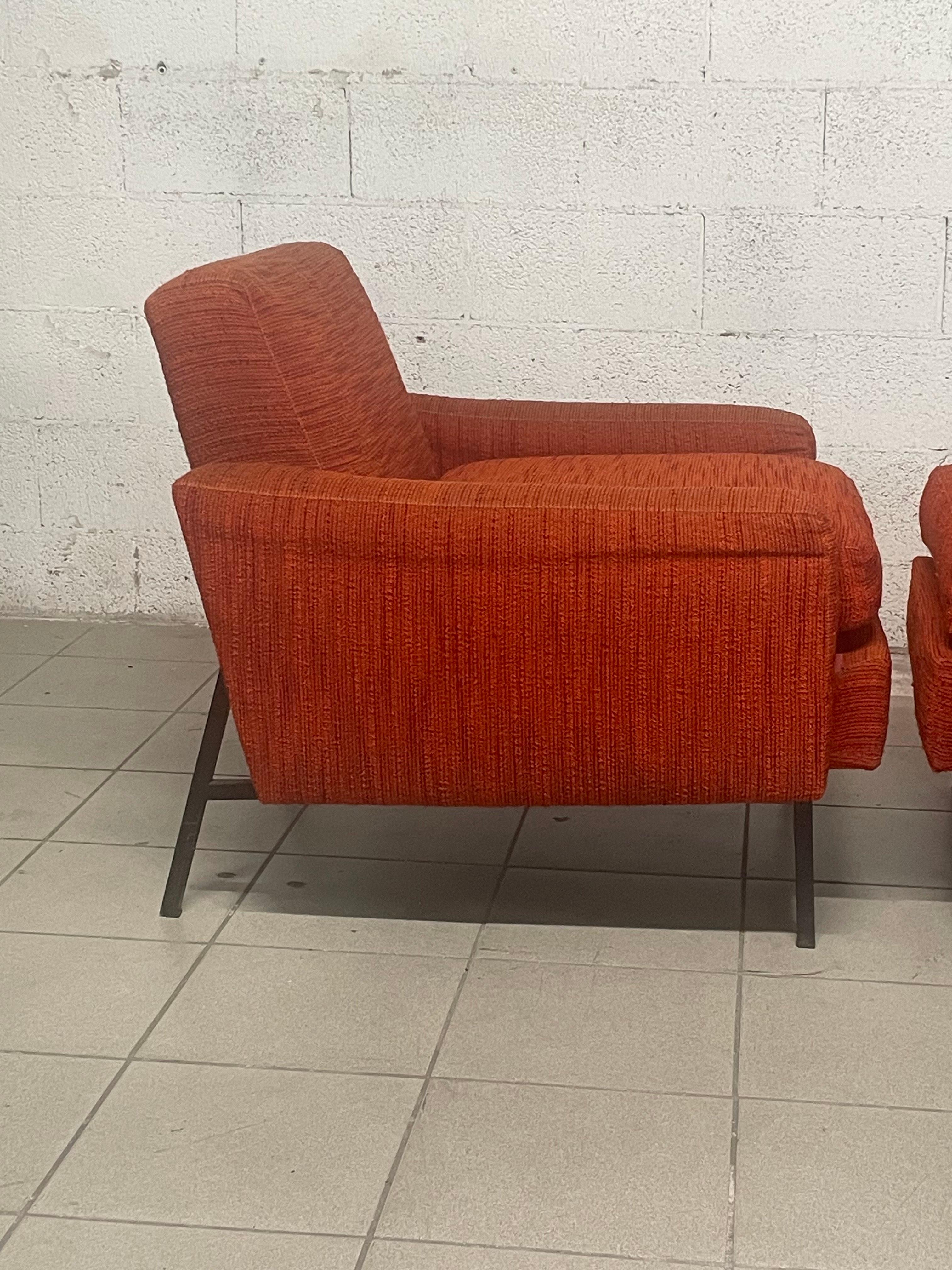 Pair of 1960s iron and fabric armchairs For Sale 1