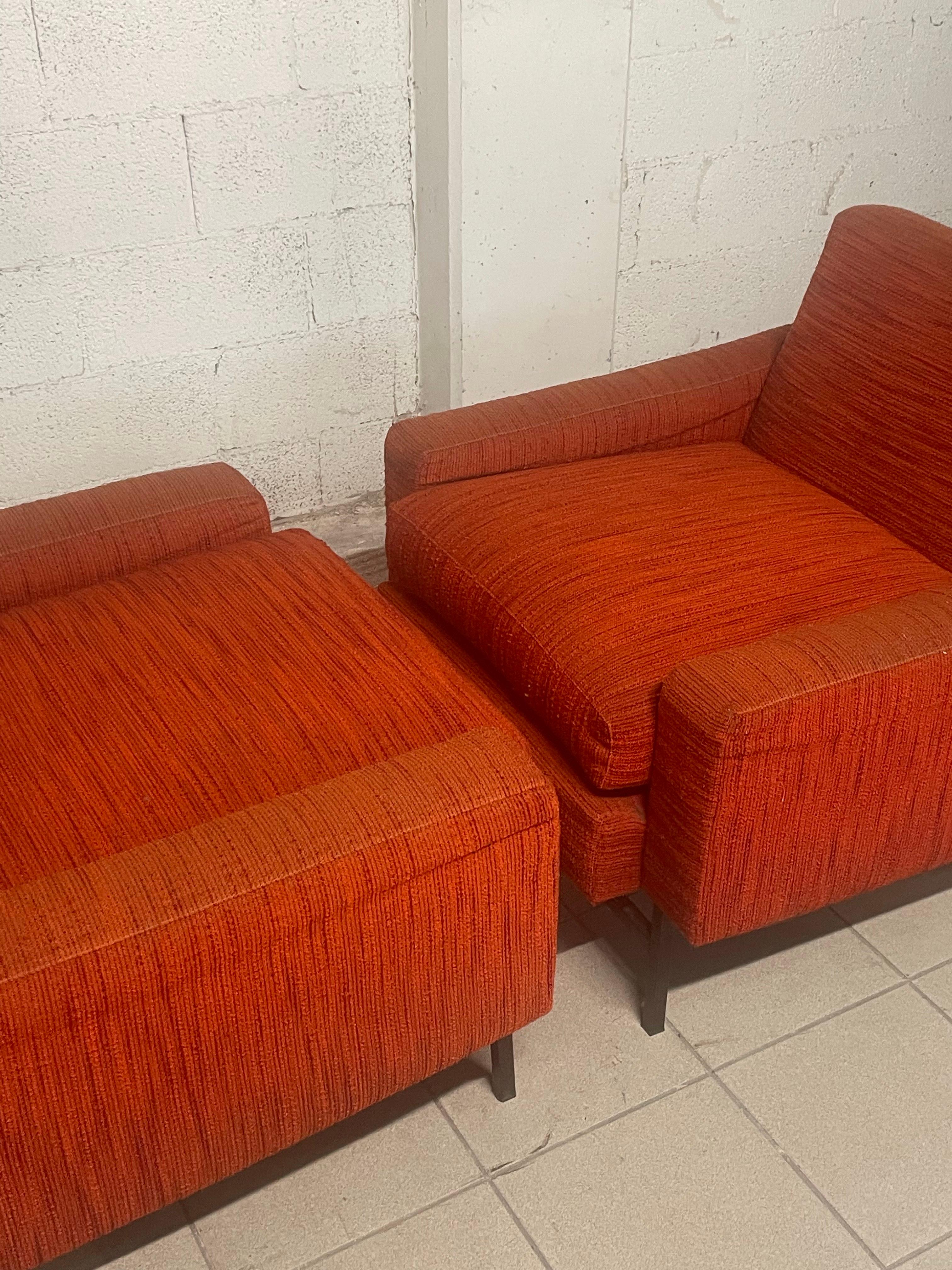 Pair of 1960s iron and fabric armchairs For Sale 2