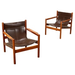 Paire de fauteuils en cuir brun des années 1960