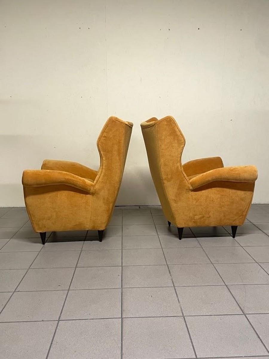 Pair of 1940s bergère armchairs, Italian manufacture For Sale 7