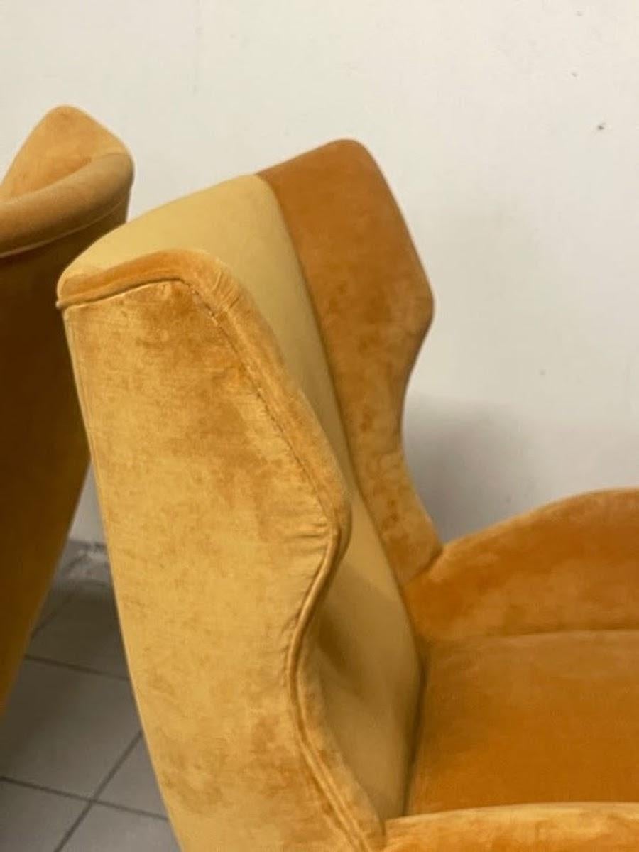 Pair of 1940s bergère armchairs, Italian manufacture For Sale 11