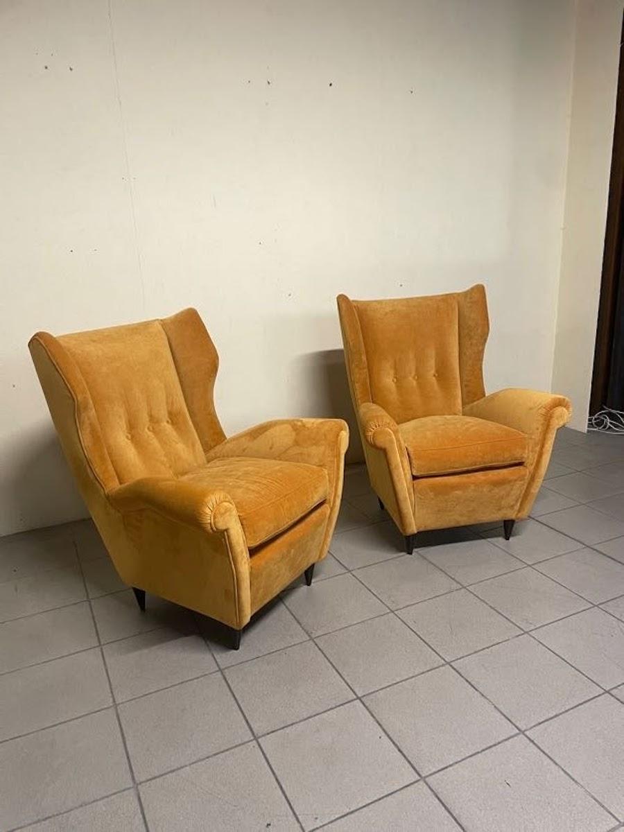 Mid-Century Modern Pair of 1940s bergère armchairs, Italian manufacture For Sale