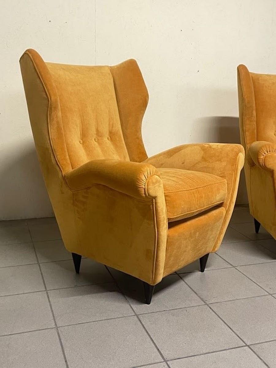 Mid-20th Century Pair of 1940s bergère armchairs, Italian manufacture For Sale