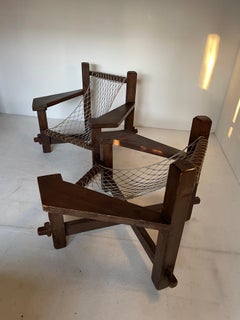 Paire de fauteuils en pin brutalistes avec coussins en fourrure synthétique