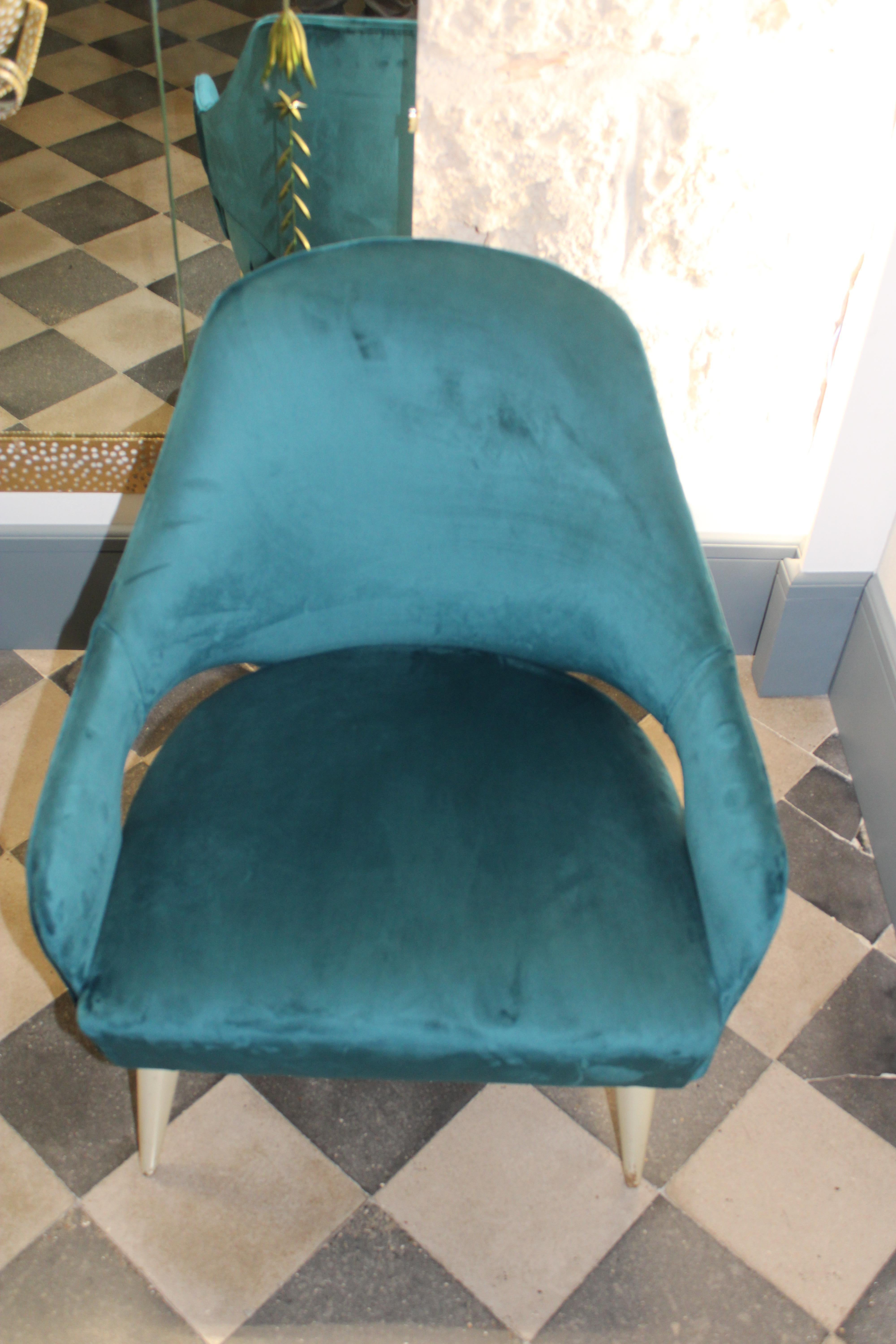 Paar Dassi 1950 Italia Sessel Grüner Samt Weiß Lackiert Holzfüße im Zustand „Gut“ im Angebot in Palermo, Sicily