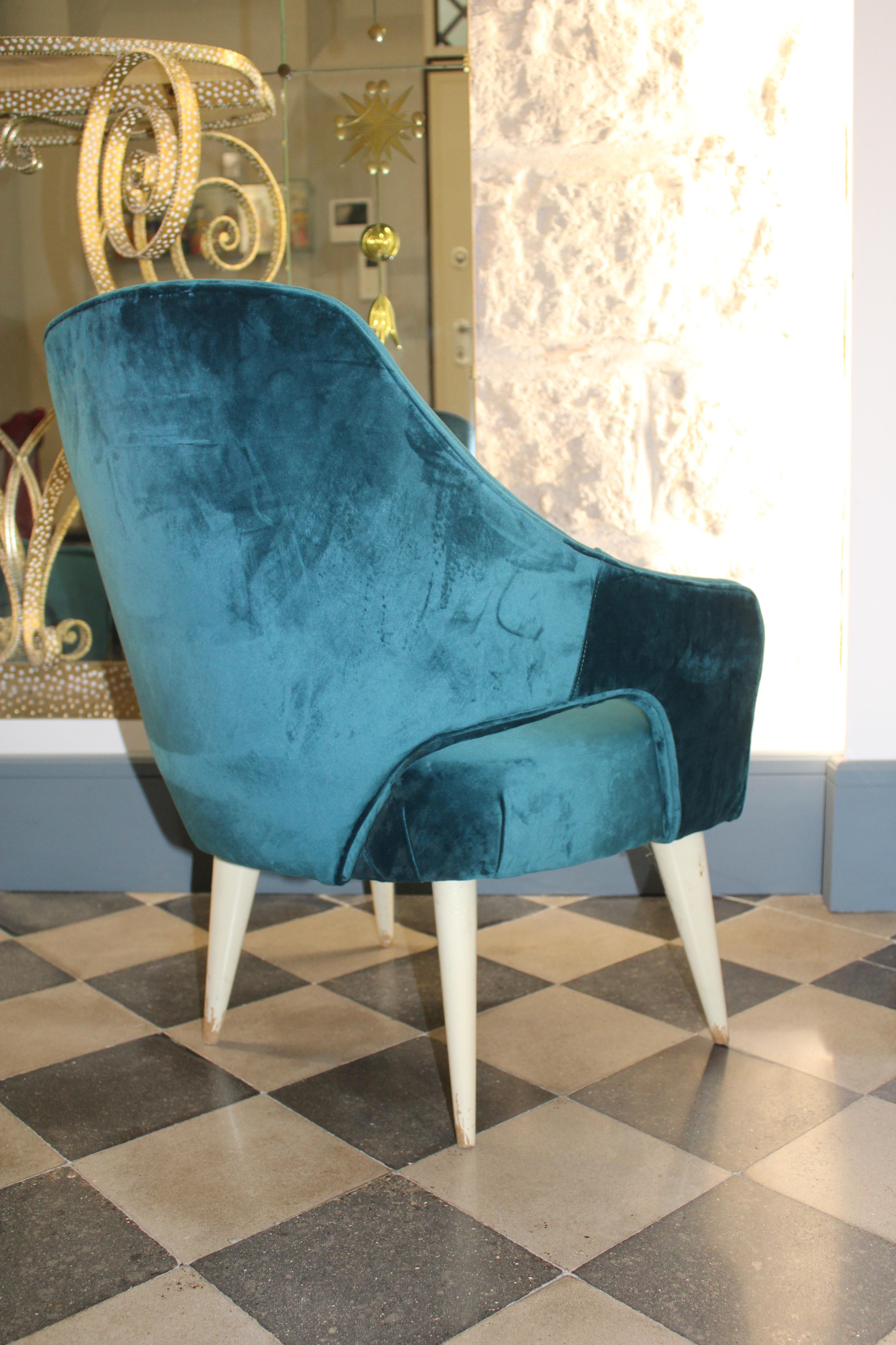 Paar Dassi 1950 Italia Sessel Grüner Samt Weiß Lackiert Holzfüße im Angebot 1