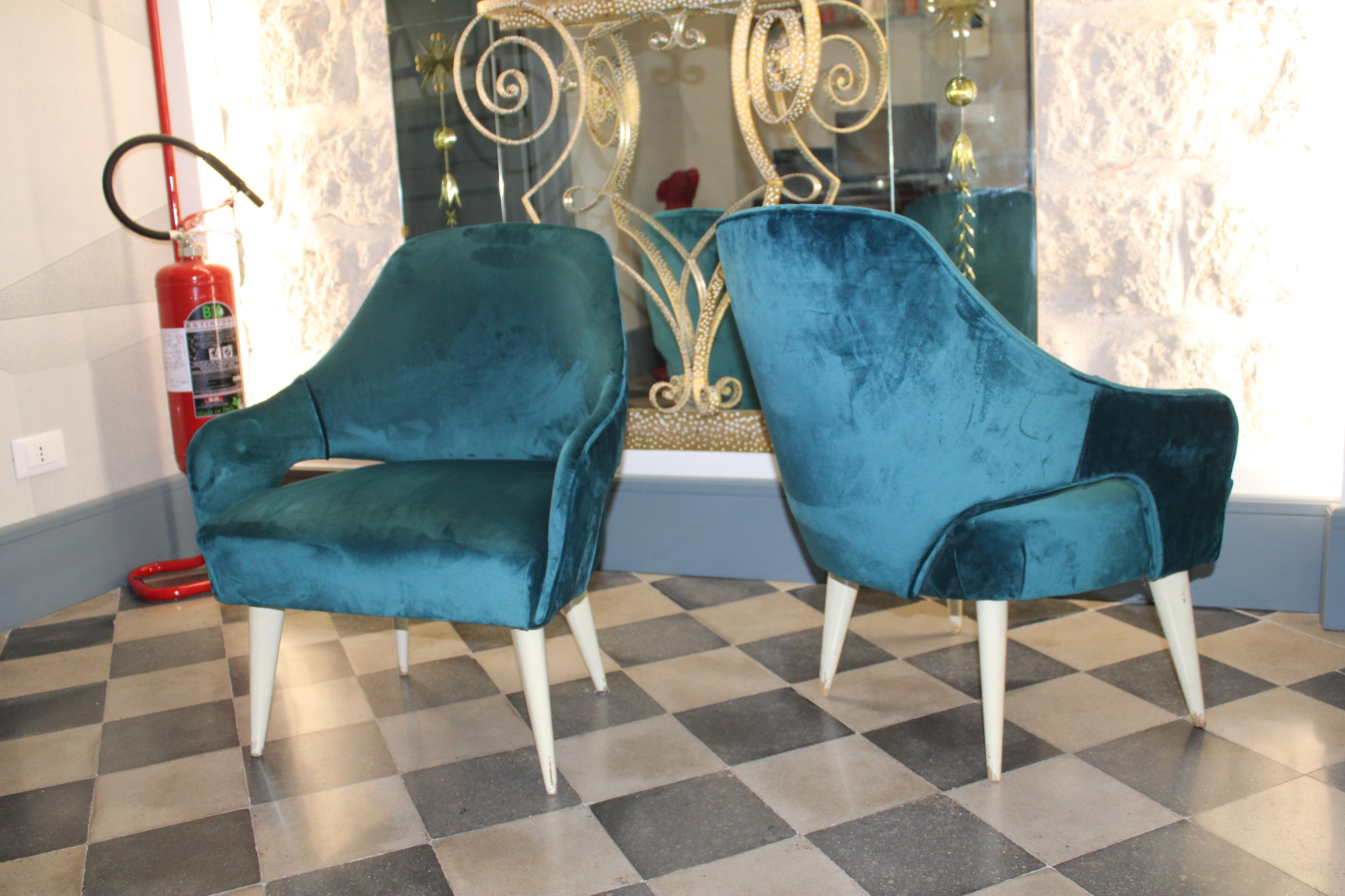 Paar Dassi 1950 Italia Sessel Grüner Samt Weiß Lackiert Holzfüße im Angebot 2