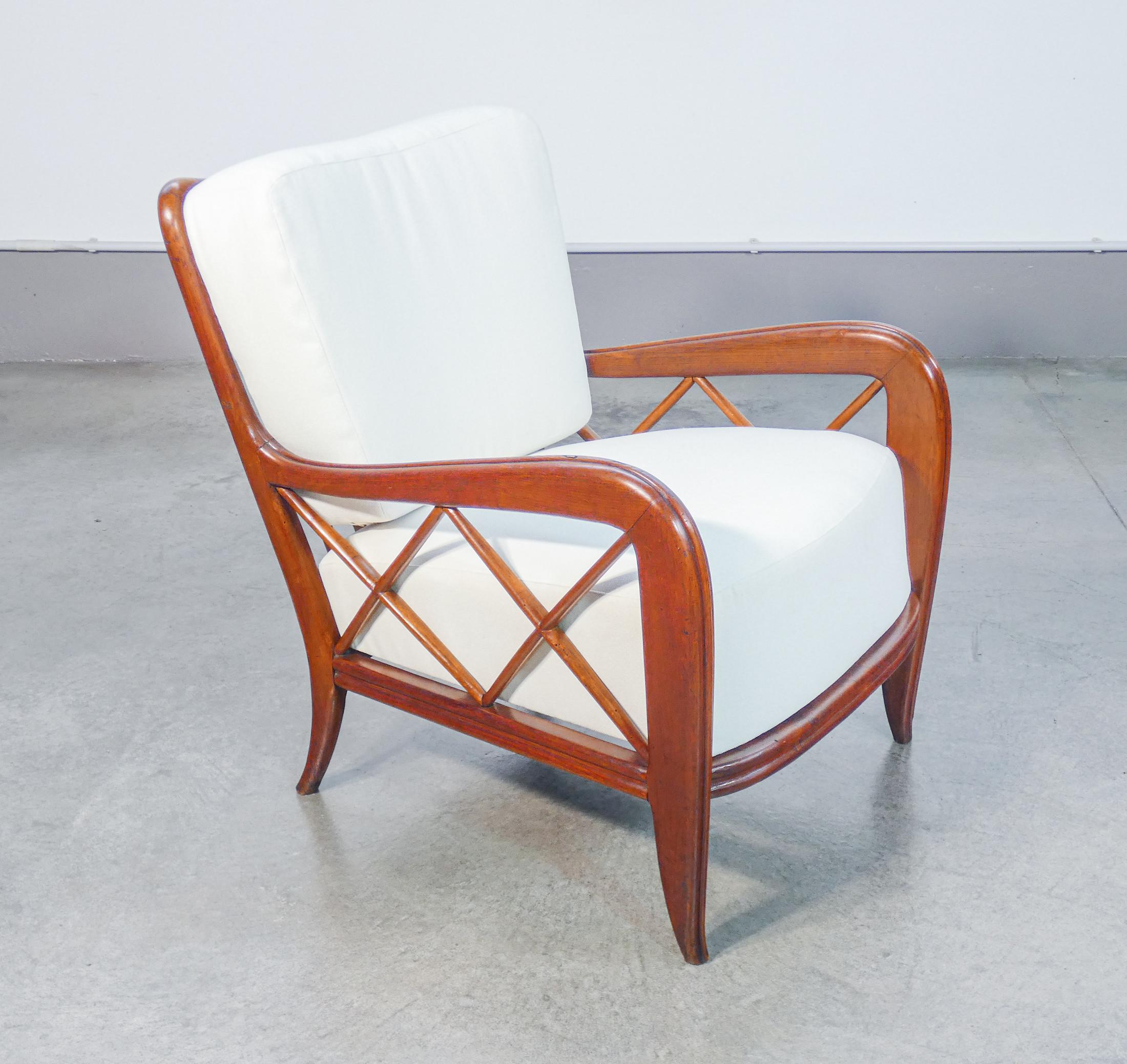 Italian Pair of armchairs design Paolo BUFFA, in solid wood. Italy, 1940s