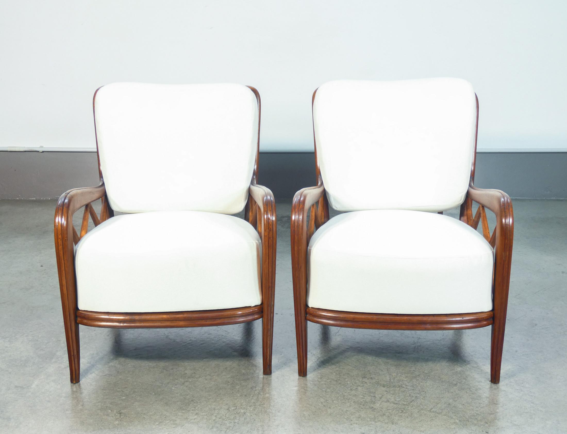 Pair of armchairs design Paolo BUFFA, in solid wood. Italy, 1940s 2