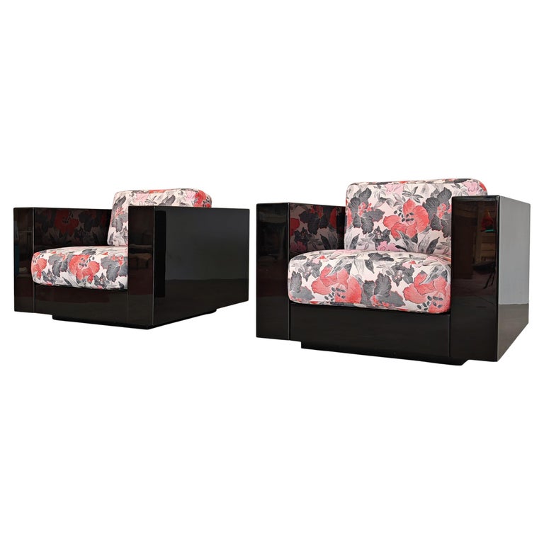 Pair of vintage Italian design armchairs 