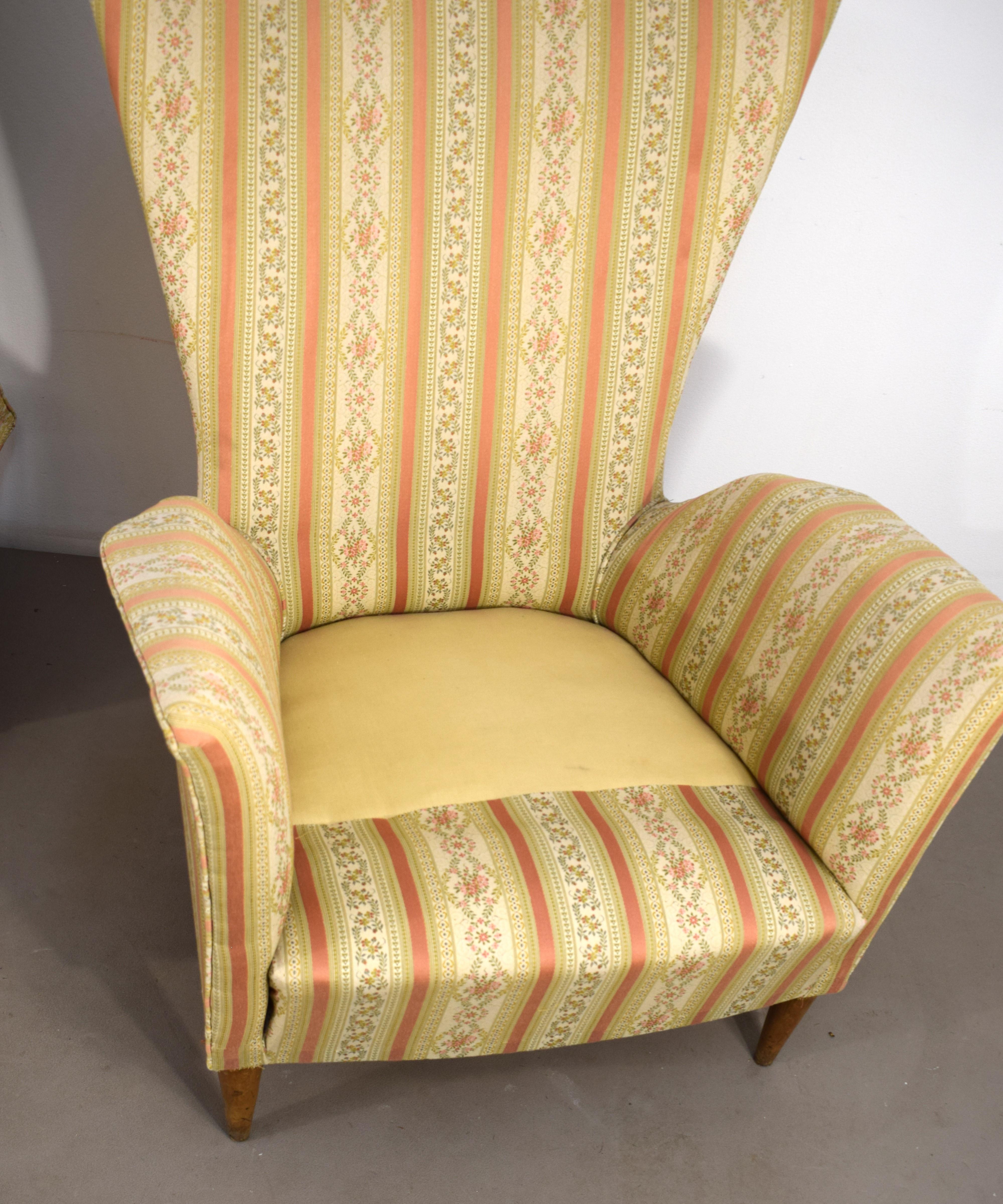 Mid-20th Century Pair of armchairs by Gio Ponti, Italy, 1940s.