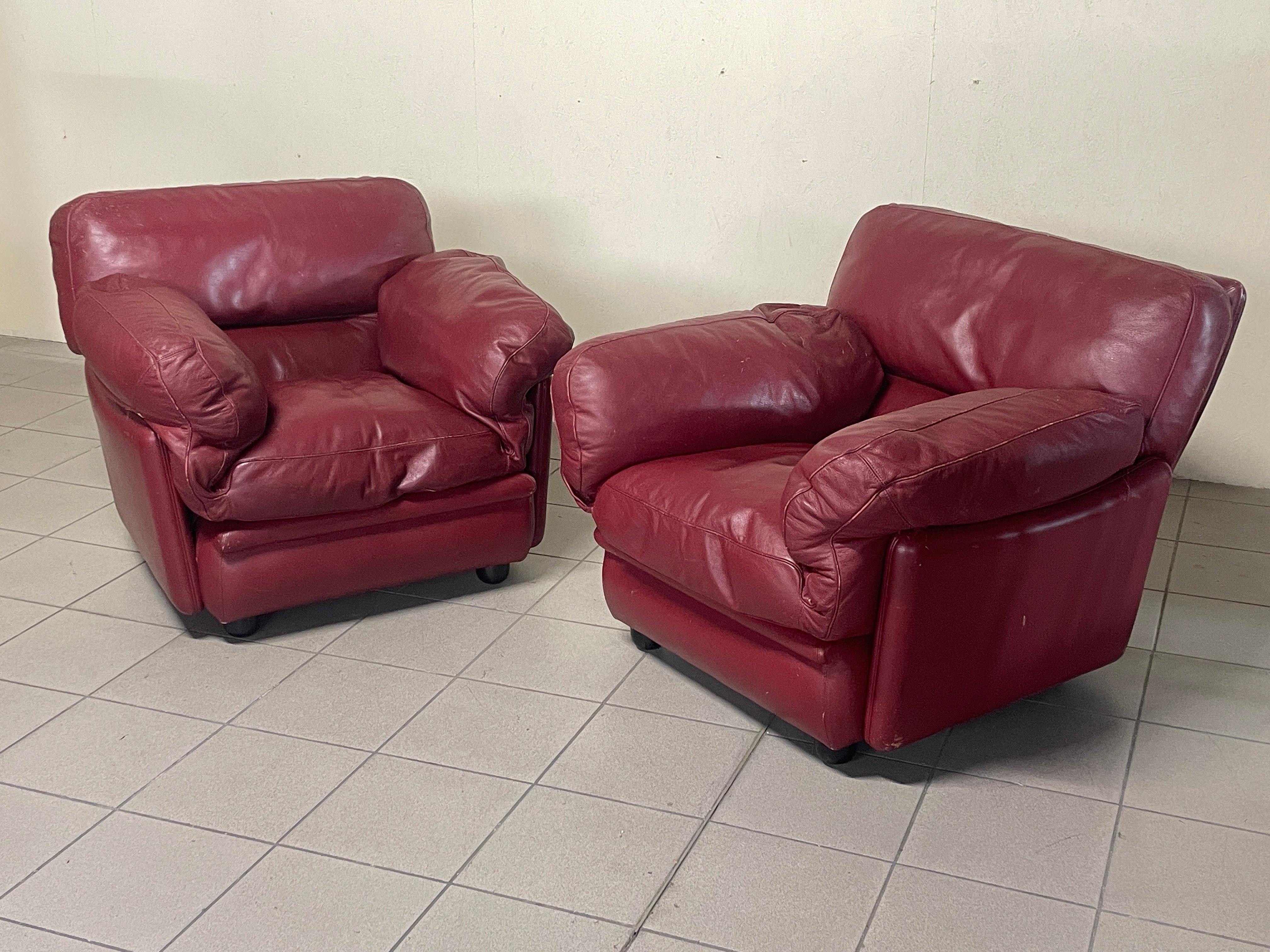 Late 20th Century Pair of armchairs by Tito Agnoli for Poltrona Frau, mod. Poppy, 1970s For Sale