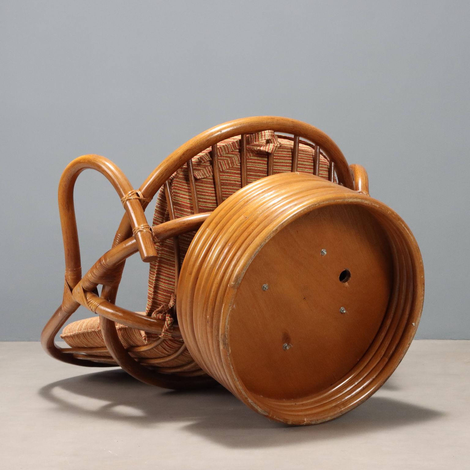 Coppia di poltrone Girevoli in Bambù Anni '60 en venta 5