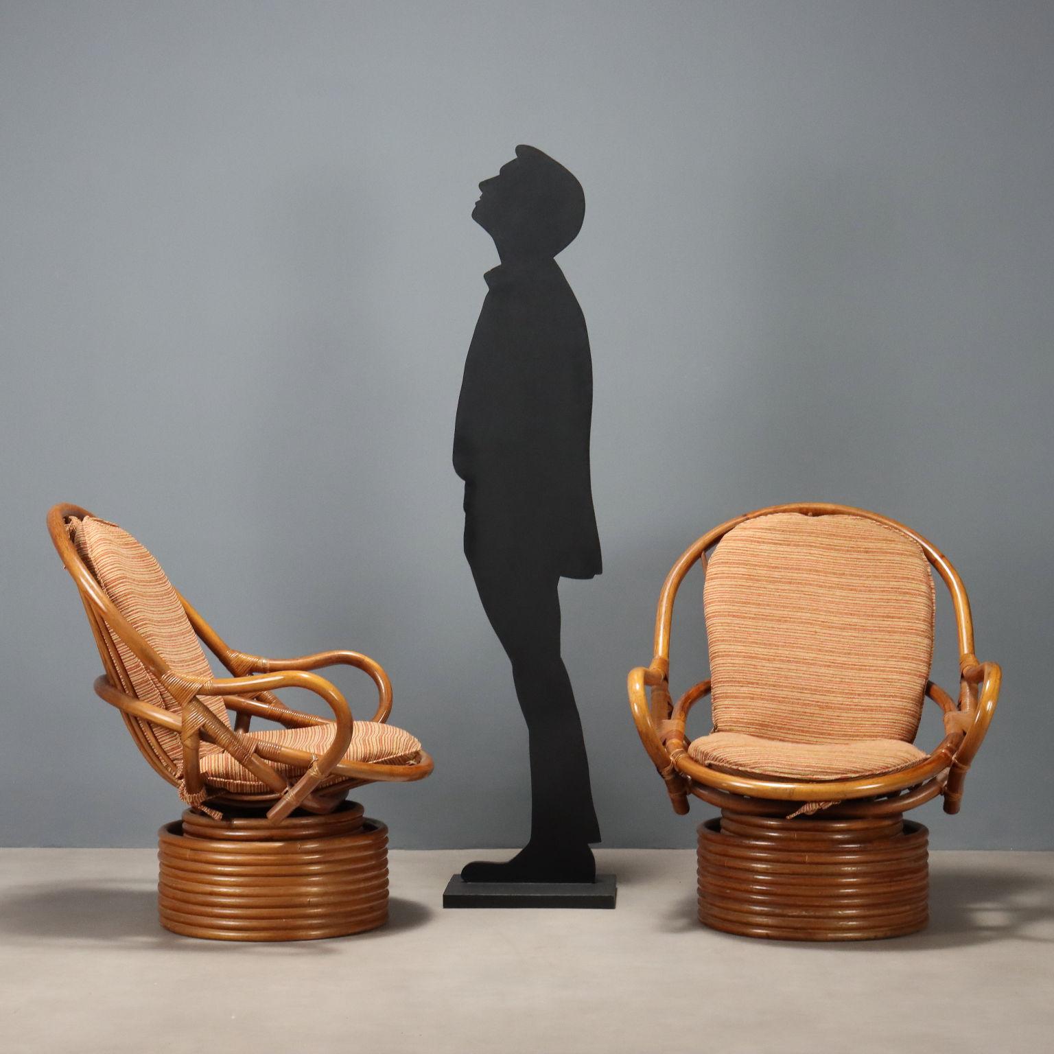 Coppia di poltrone Girevoli in Bambù Anni '60 Moderno de mediados de siglo en venta