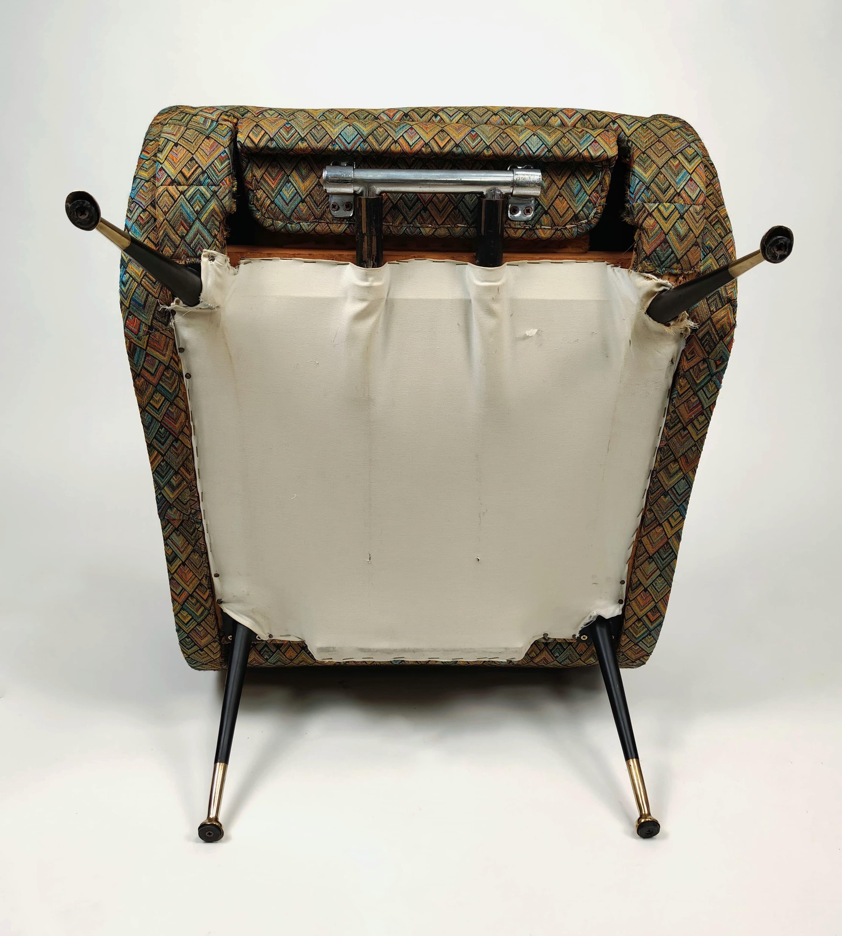 Pair of Missoni-type fabric armchairs, Italy, ca. 1960. For Sale 5