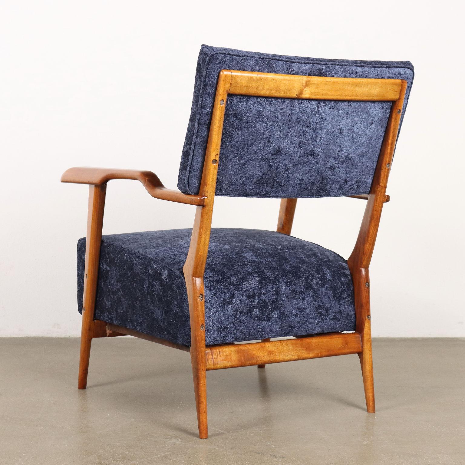 Pair of blue bellvet armchairs with wooden armrests 1950s For Sale 3