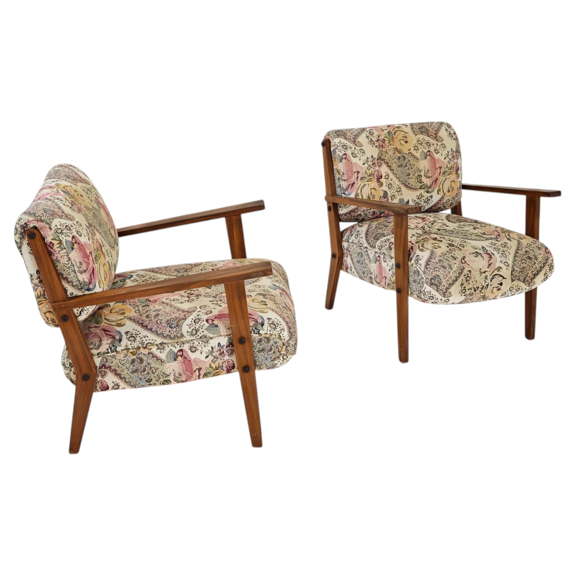 Pair of Mid-Century Modern armchairs from the 1960s, made of wood and floral fabric