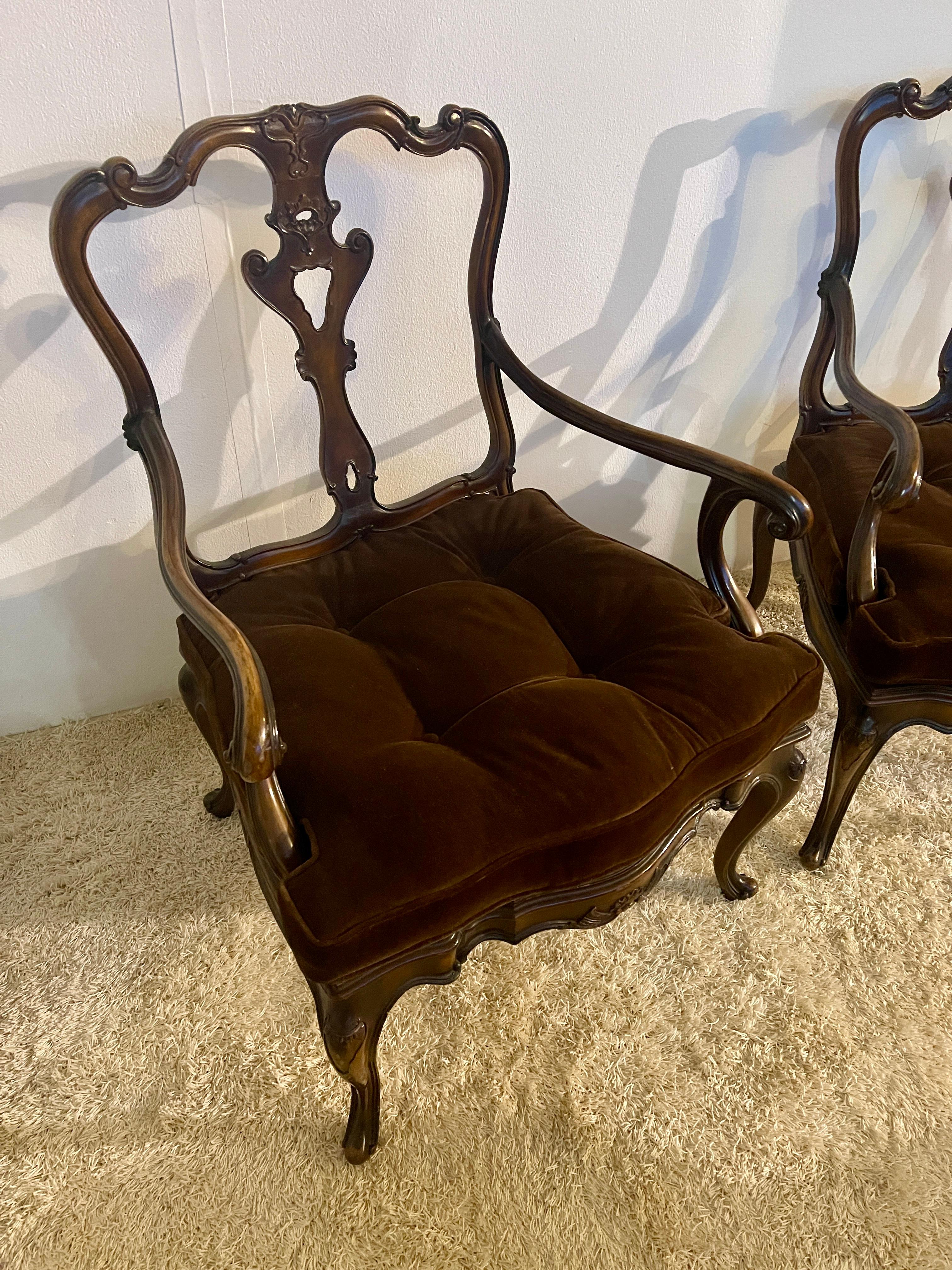 Paire de fauteuils en noyer de Vénétie du XIXe siècle Bon état - En vente à Cantù, IT