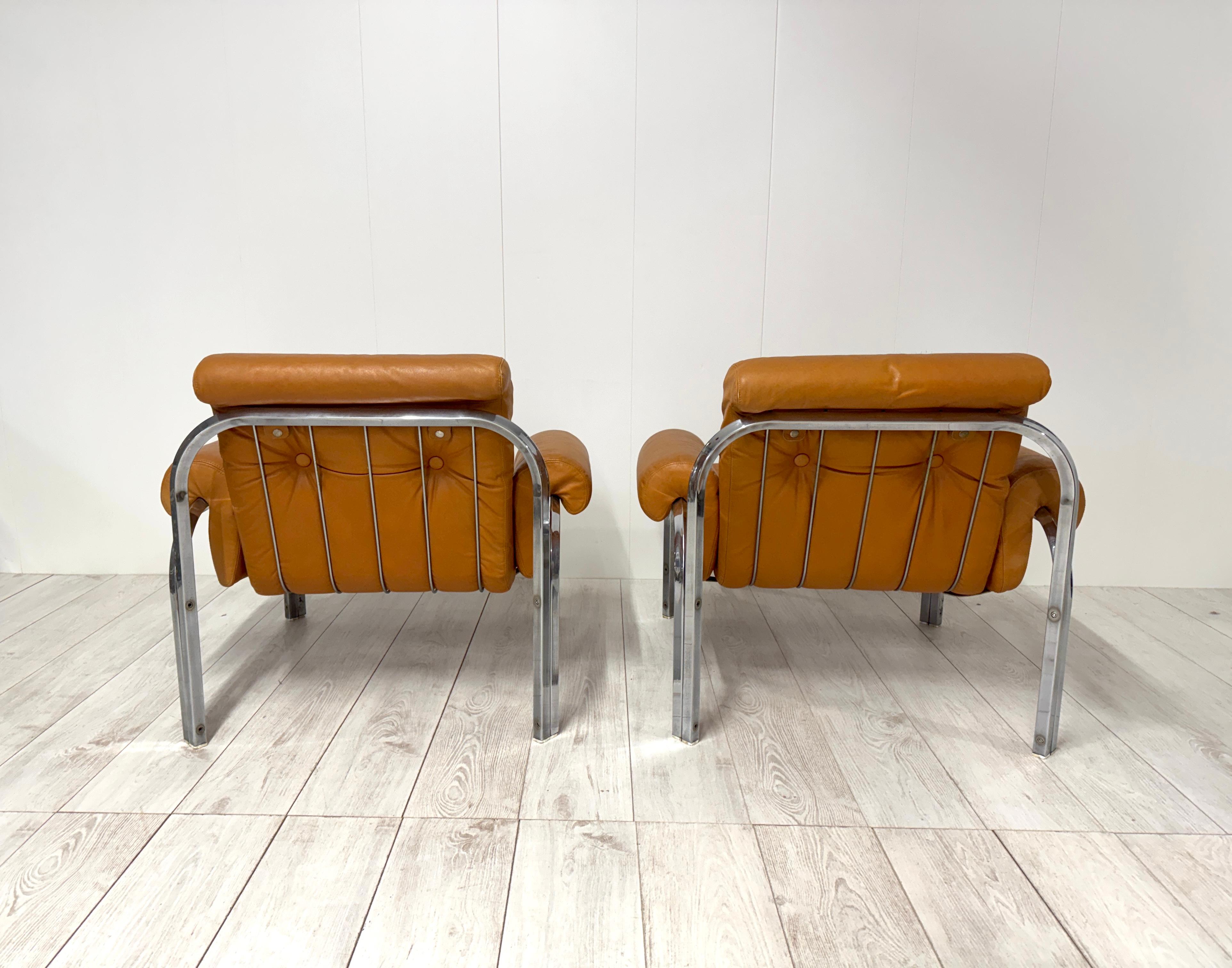 Coppia di poltrone in pelle, prod. Italiana, anni '70 8