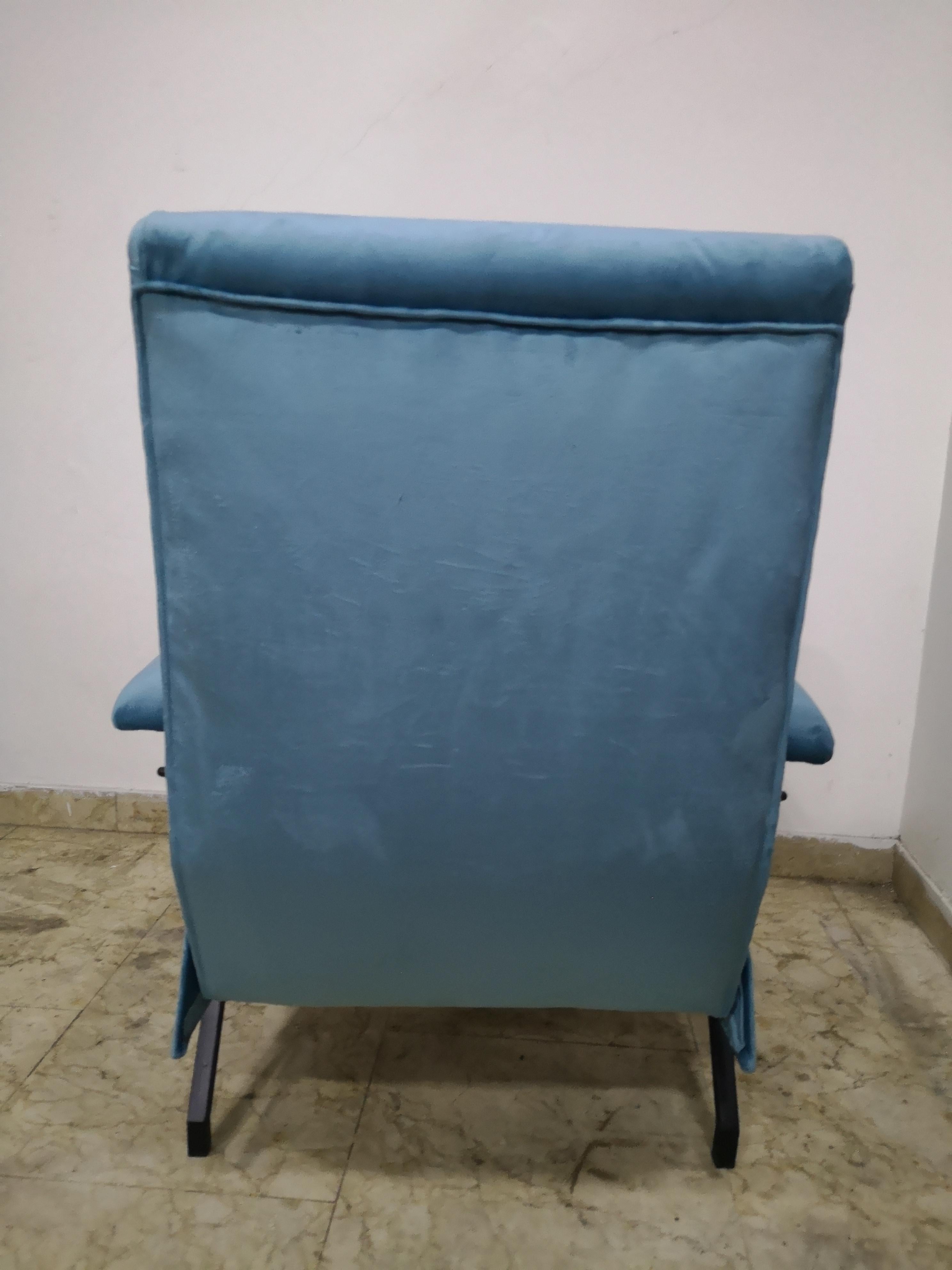 Pair of light blue velvet recliner armchairs, iron frame, 1970s For Sale 5