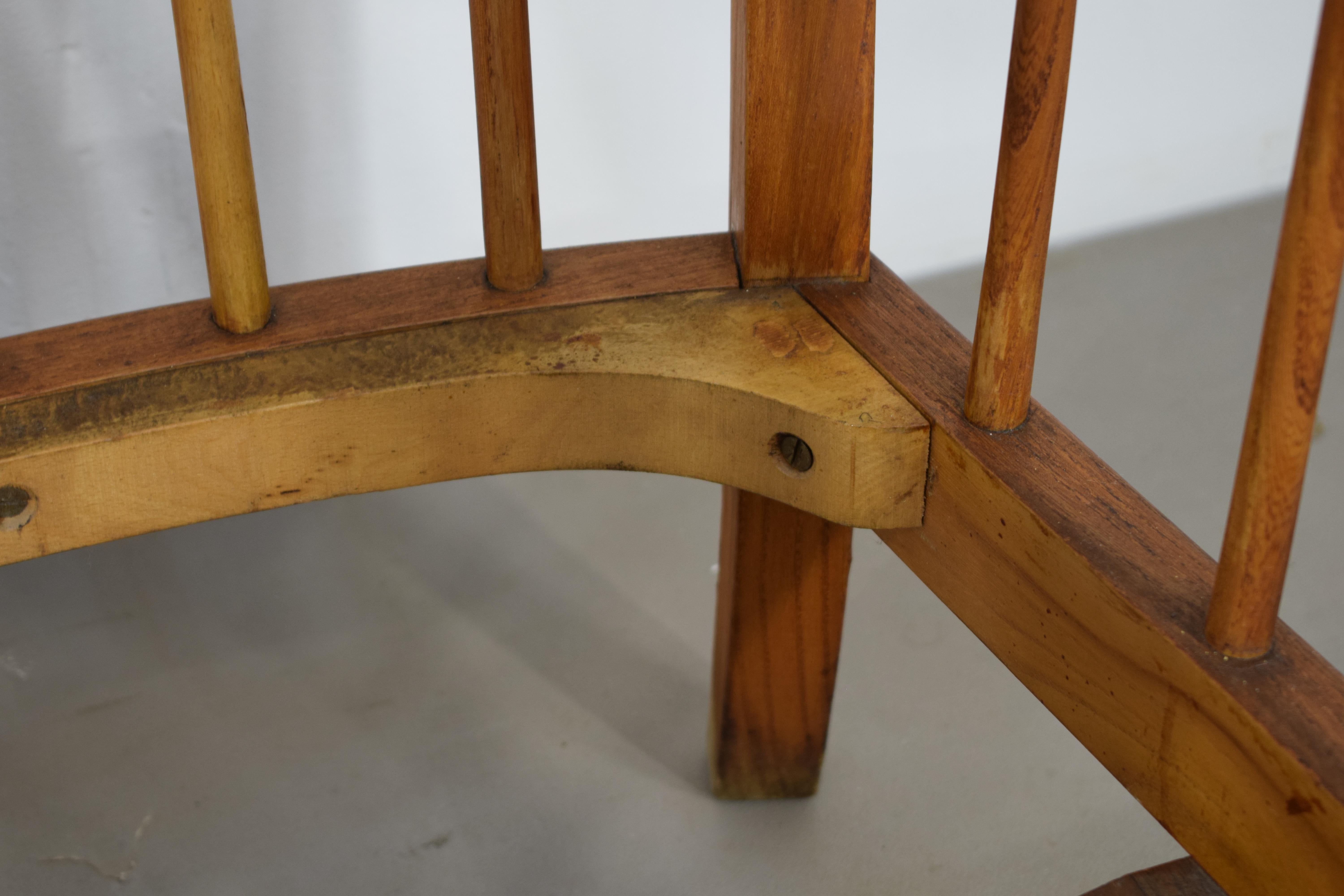 Paire de fauteuils, Italie, années 1940. en vente 4