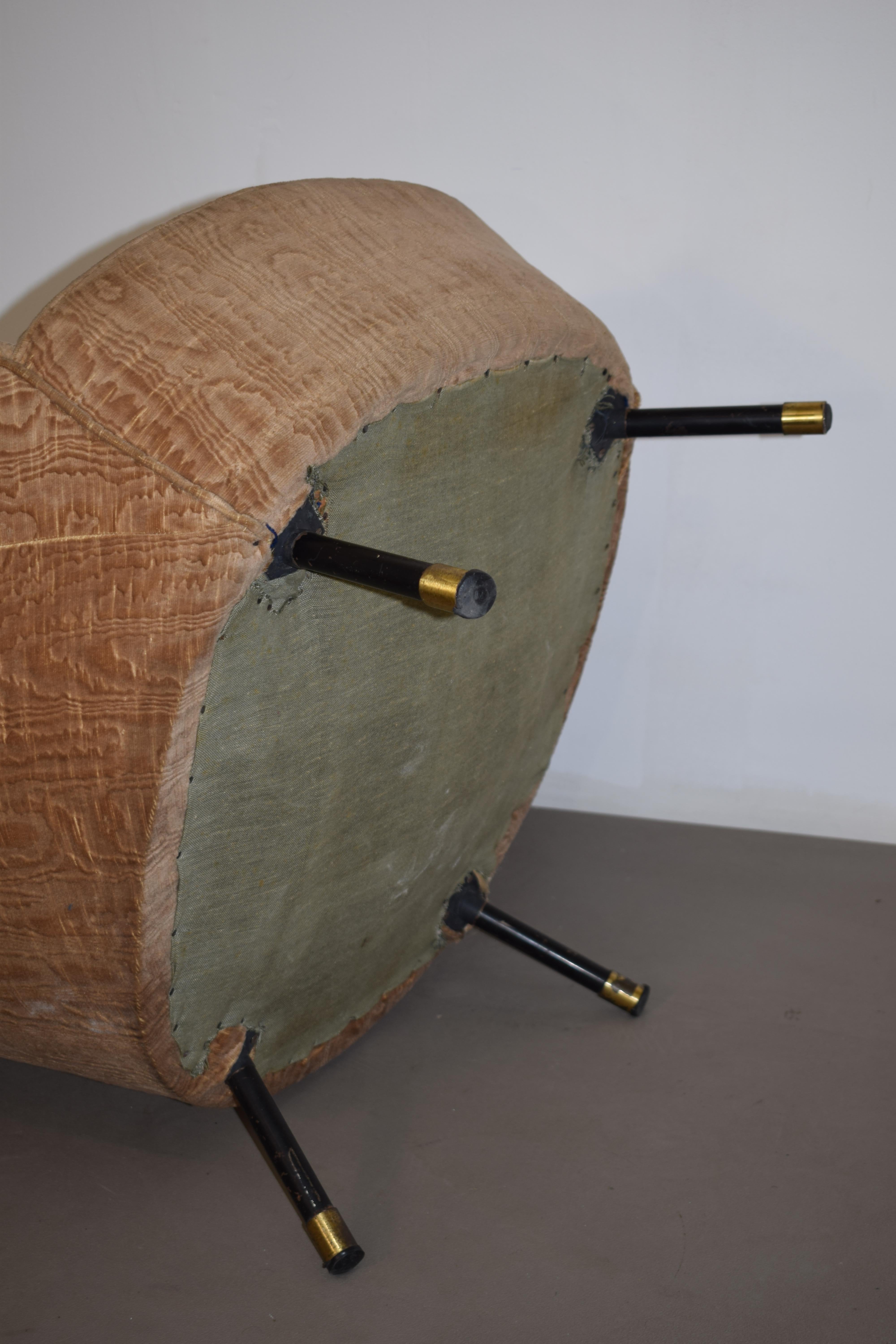 Paire de fauteuils, Italie, années 1950. en vente 6