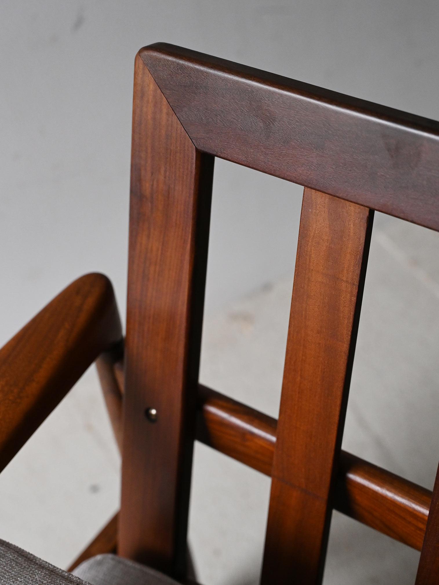 Pair of vintage Kolding armchairs 1