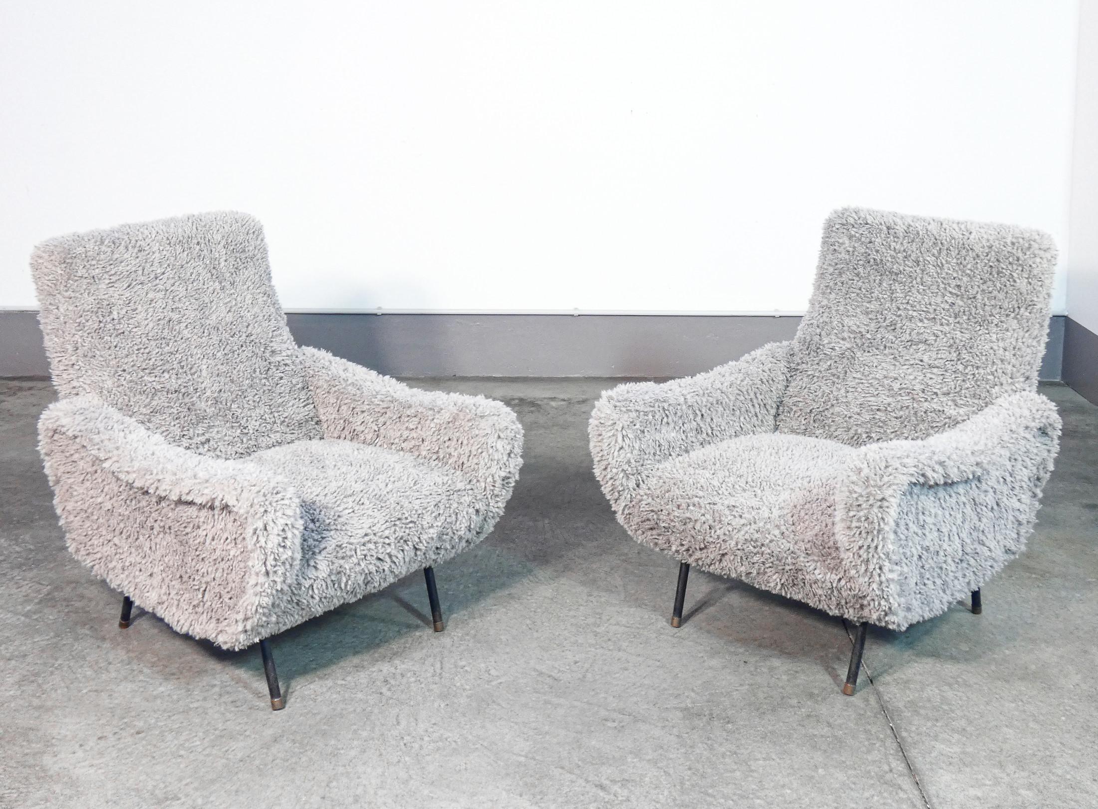 Italian Paire de fauteuils de dame attribués à Marco ZANUSO. Italie, années 50 en vente